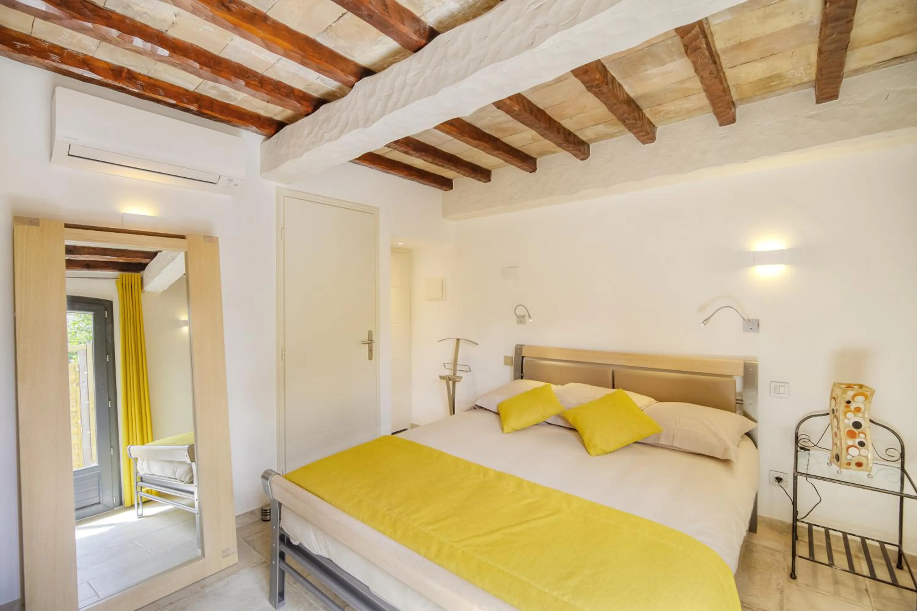 Bed in Le Refuge - Gigaro Lodges