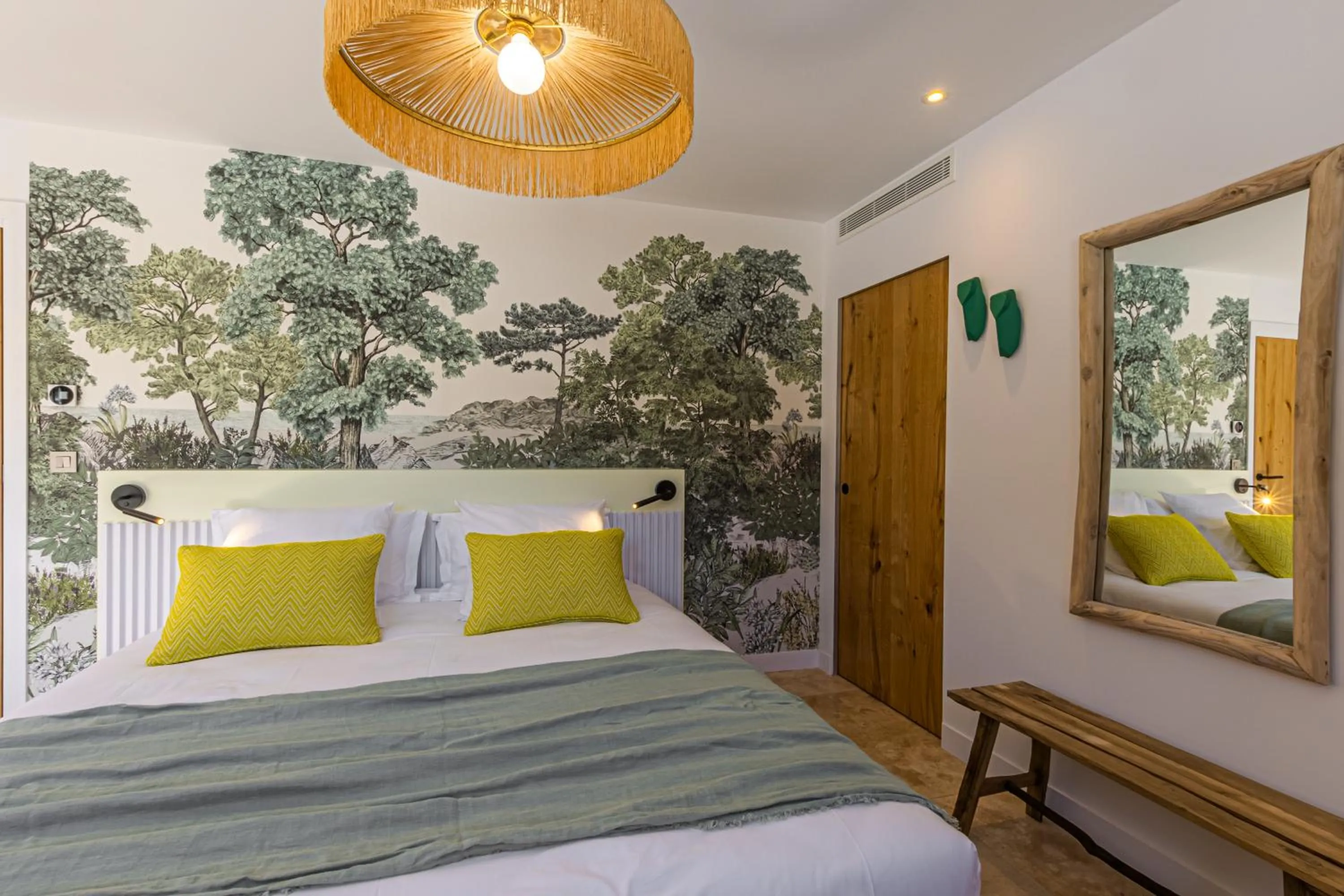 Bed in Le Refuge - Gigaro Lodges