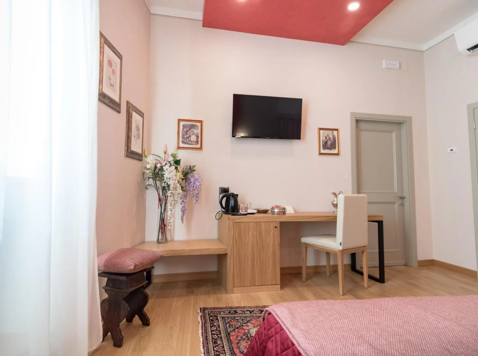 TV and multimedia, Bed in Brunelli B&B