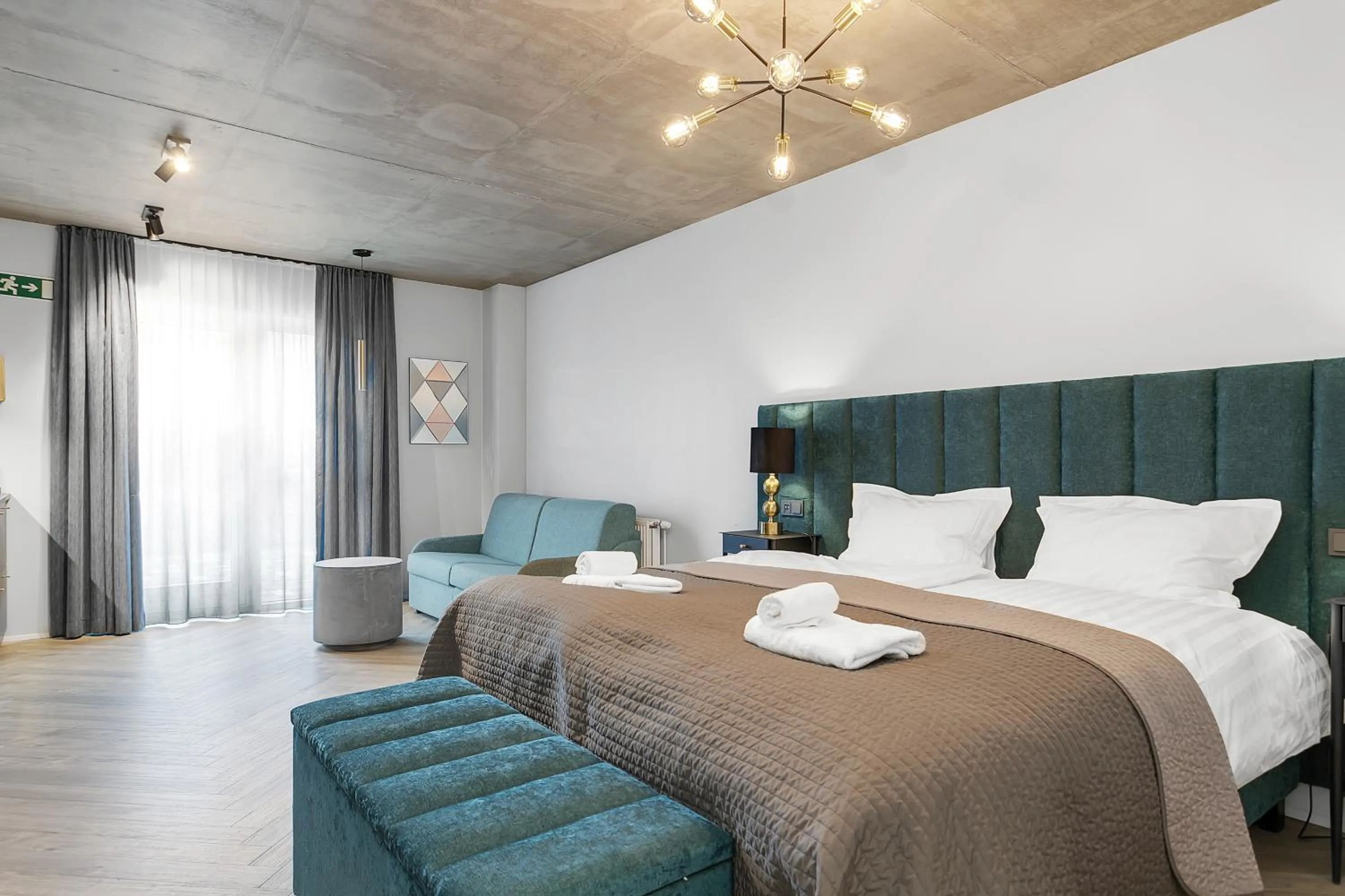 Bed in Backyard Apartments by Heimaleiga