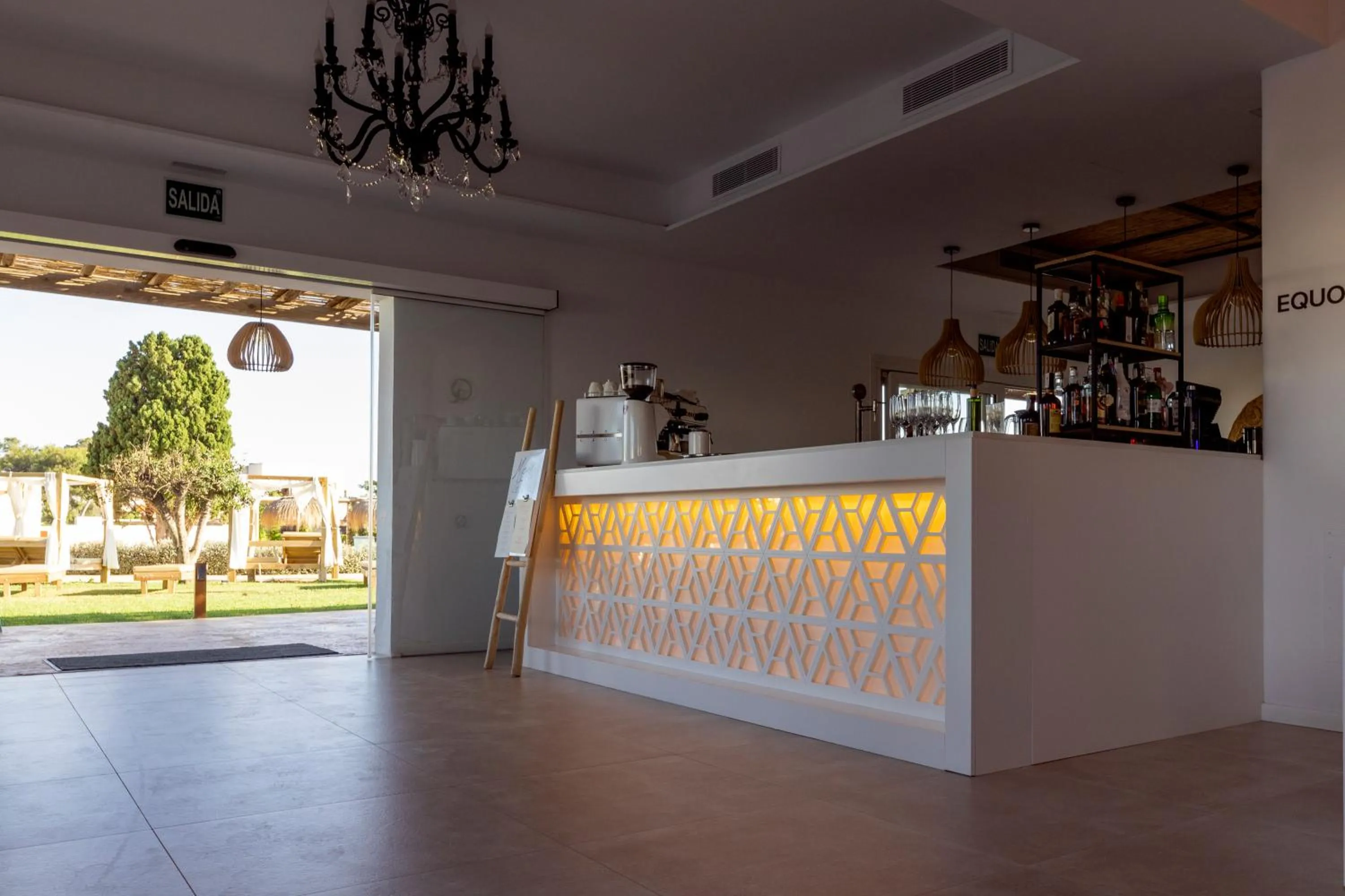 Lounge or bar in Eques Petit Resort