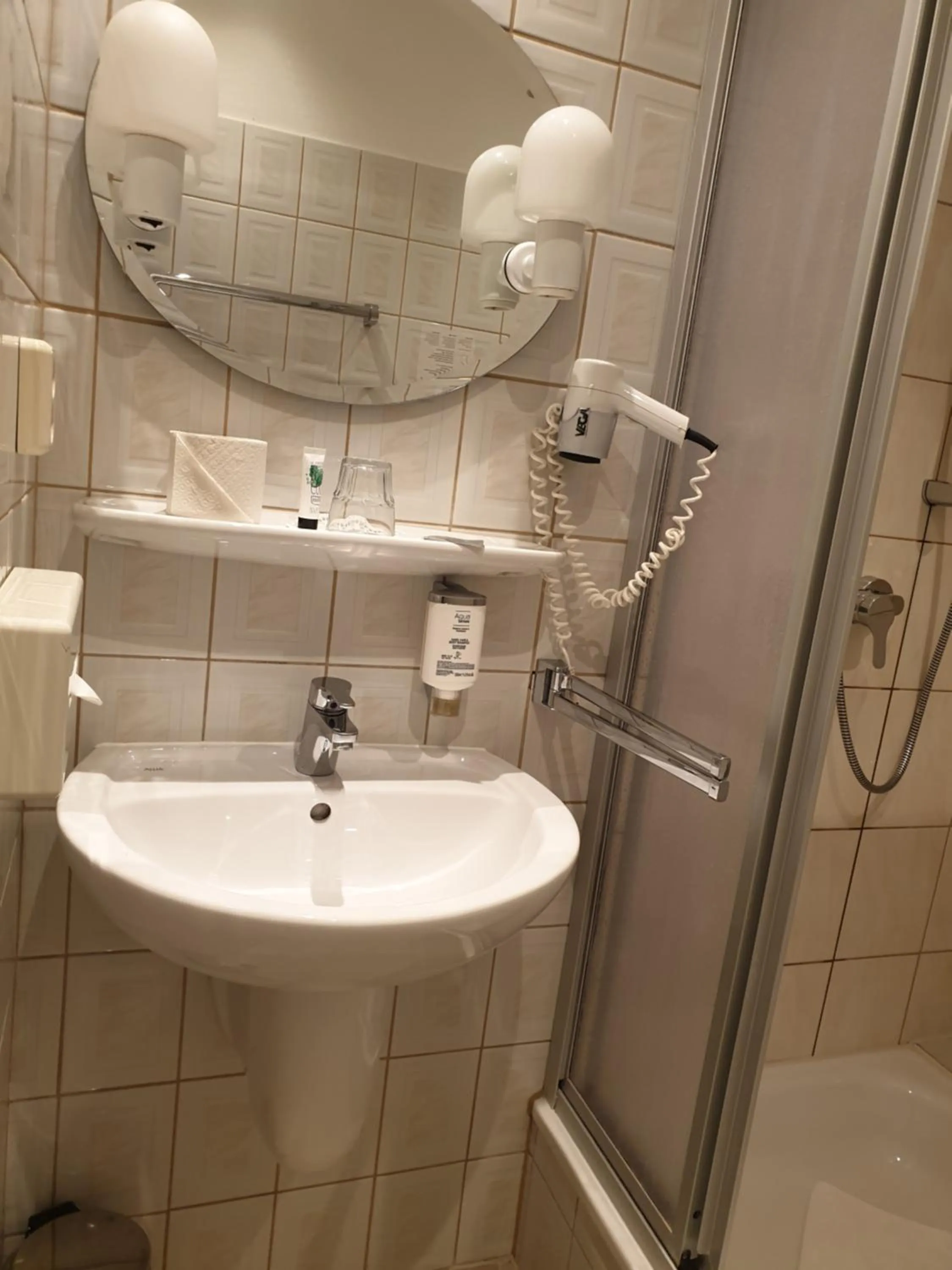 Viadrina Rooms & Apartments Frankfurt-Oder am Park im Zentrum