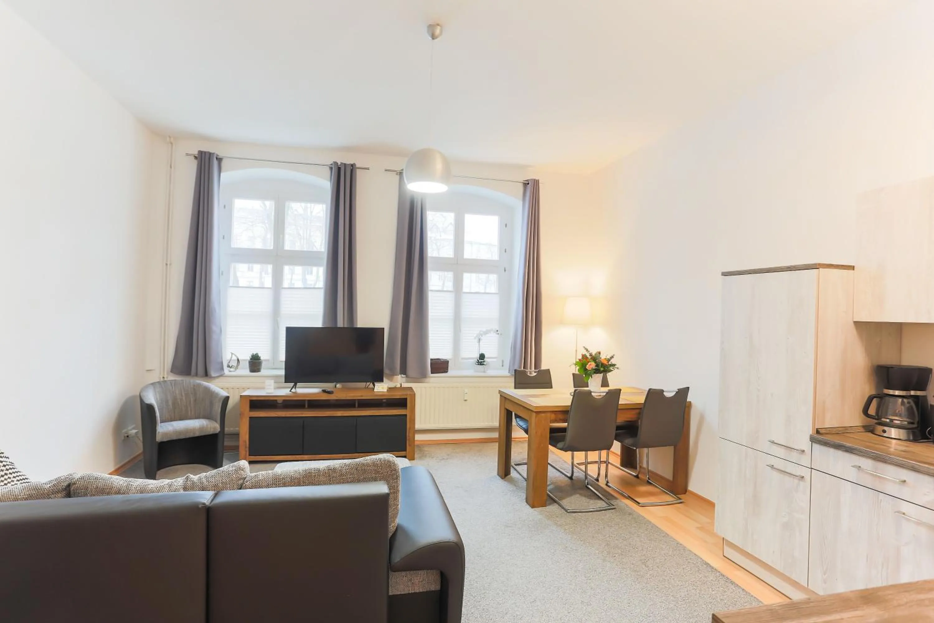 Viadrina Rooms & Apartments Frankfurt-Oder am Park im Zentrum