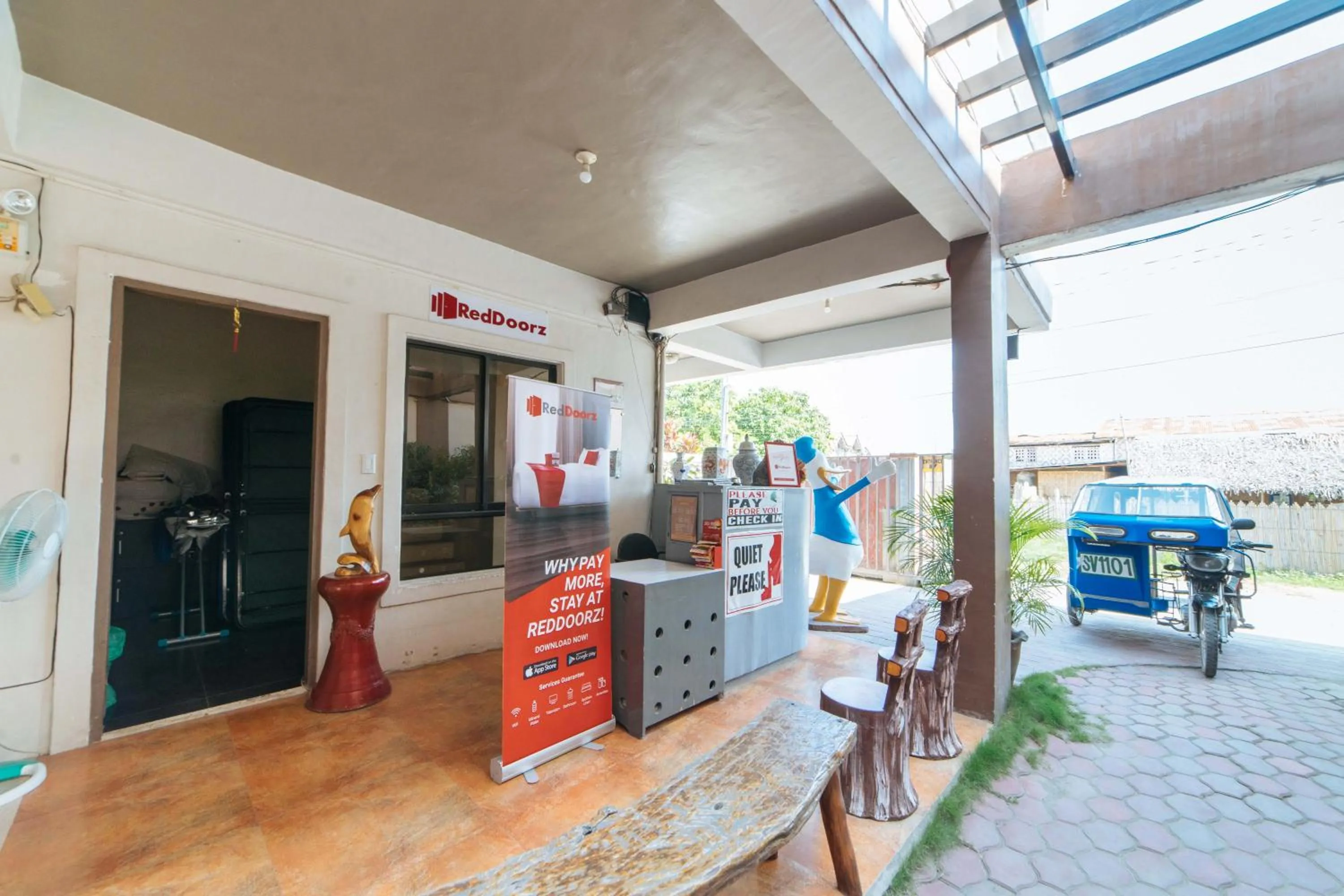 Lobby or reception in RedDoorz @ Aparente Gensan