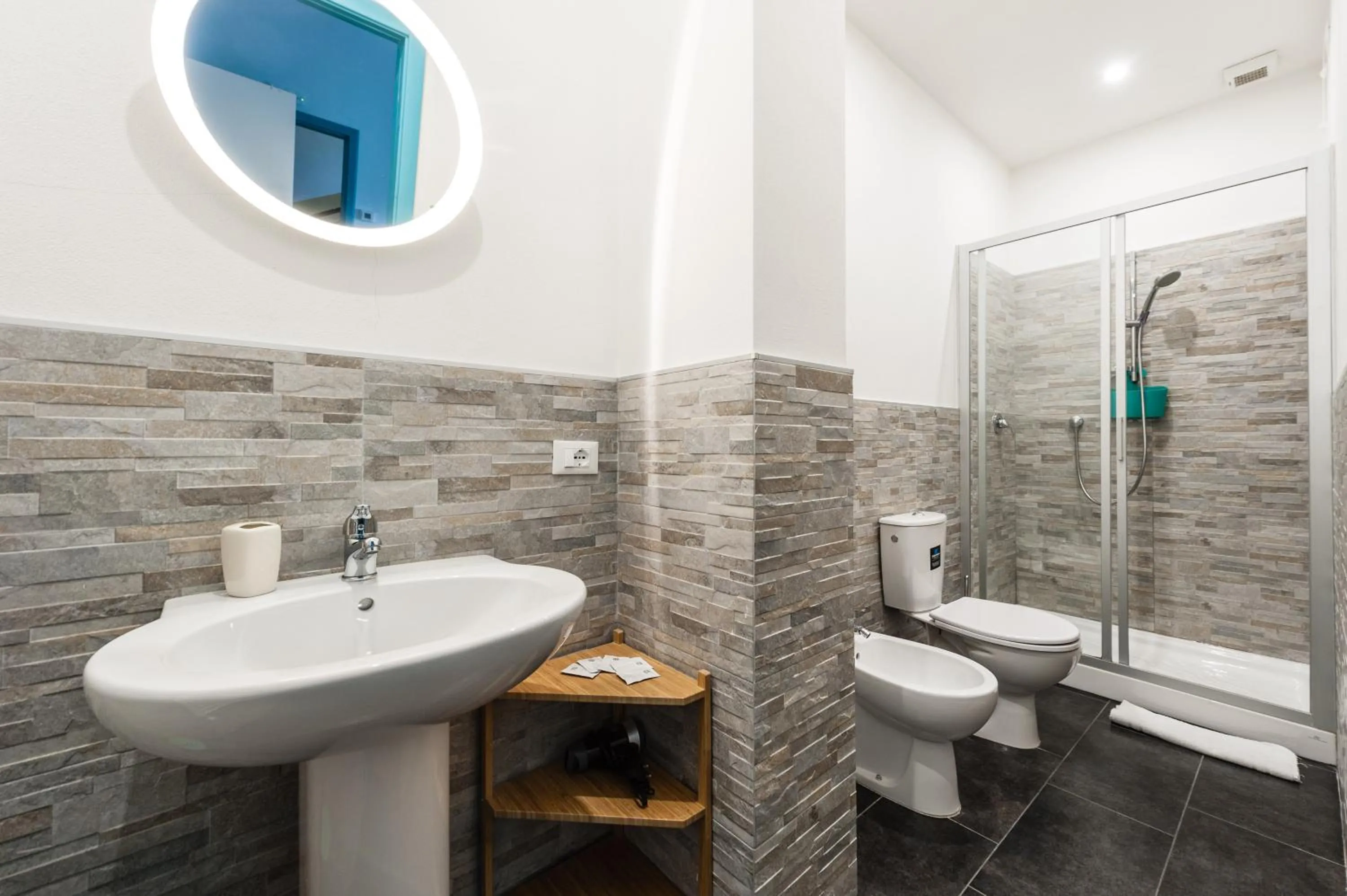 Bathroom in La Gemma Di Elena