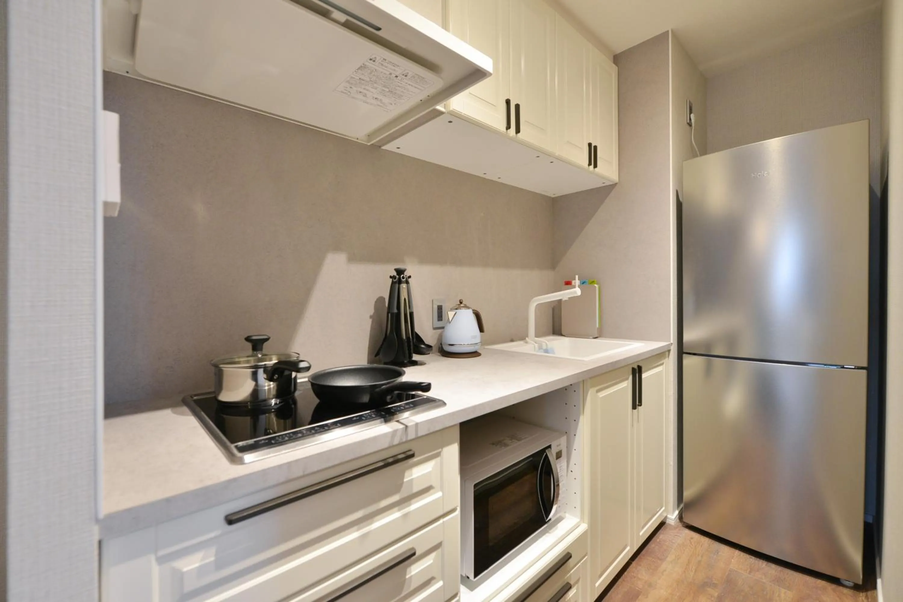 Kitchen or kitchenette in Real Life Meguro River