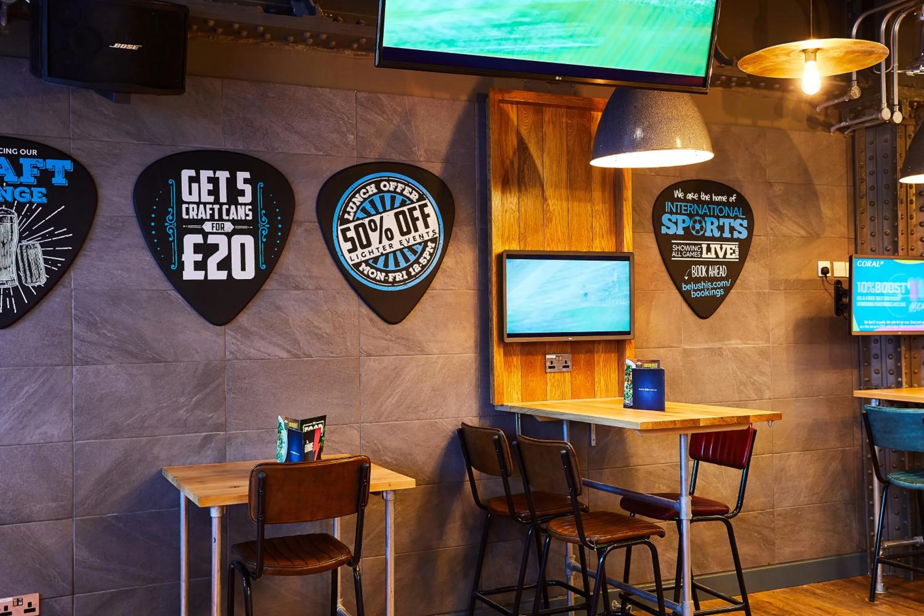 Restaurant/places to eat in St Christopher's Inn Edinburgh - Old Town