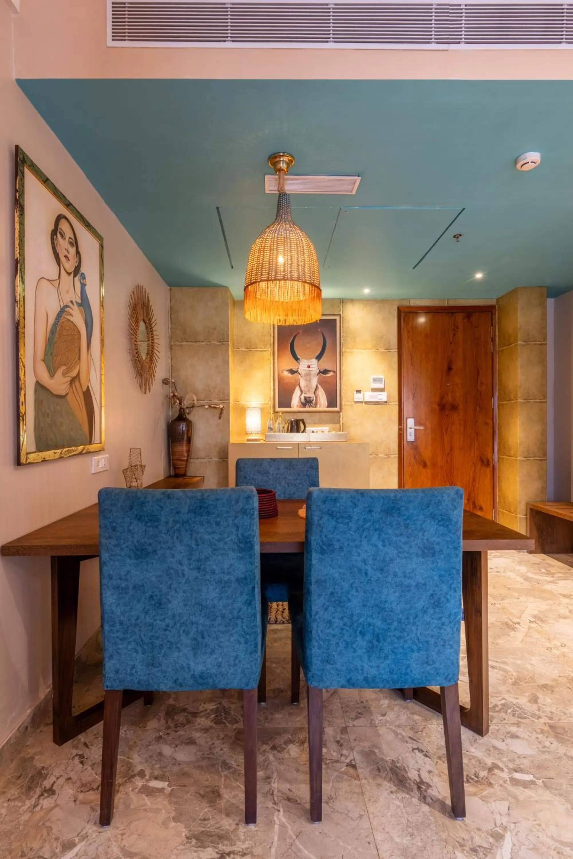 Living room in Antalya By Divine Ganga Cottage