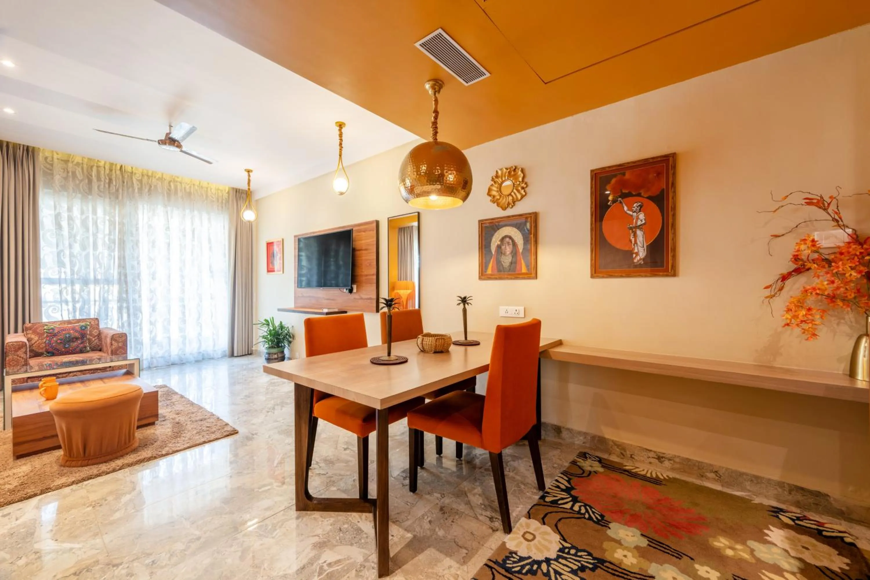 Communal lounge/ TV room in Antalya By Divine Ganga Cottage