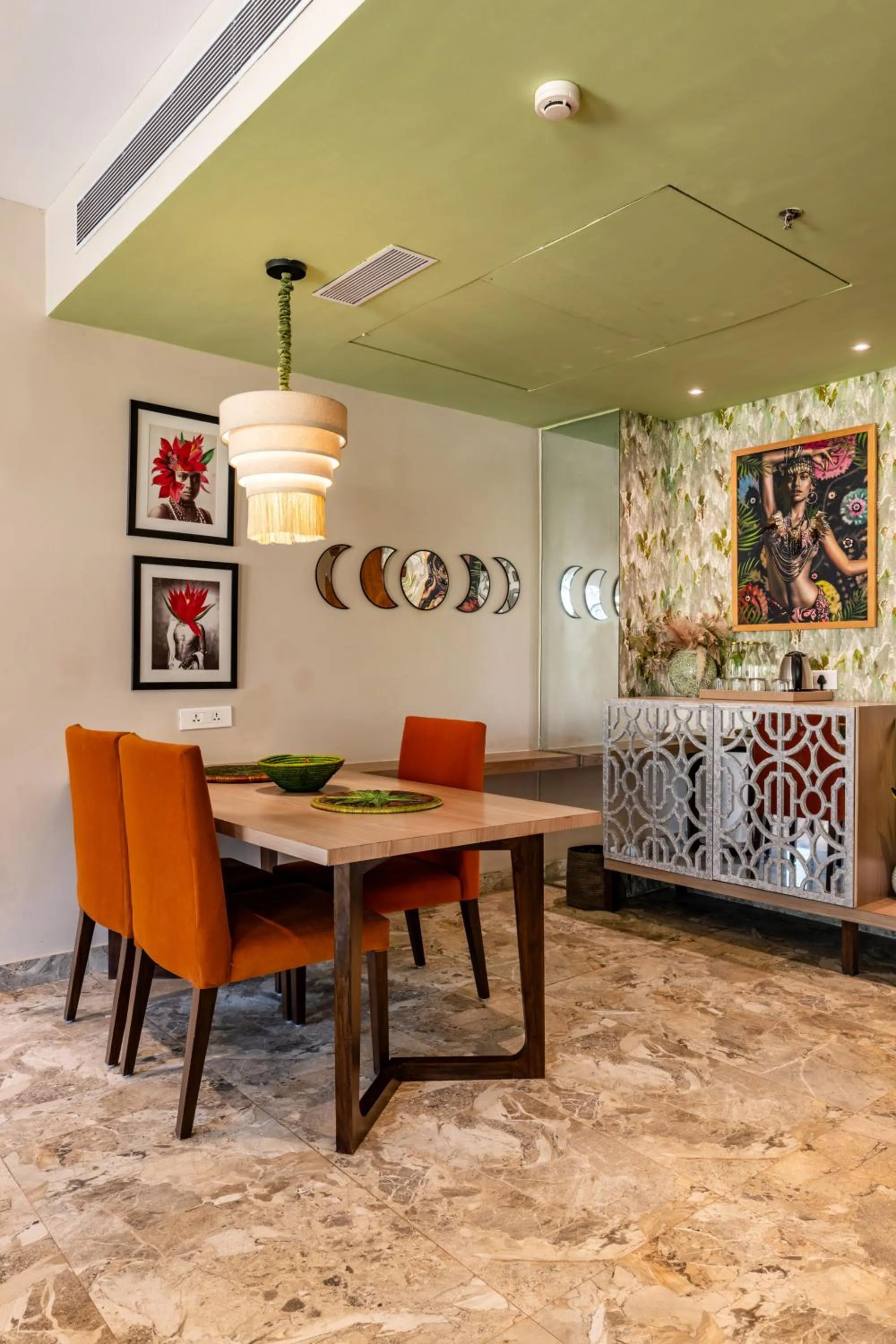 Living room in Antalya By Divine Ganga Cottage