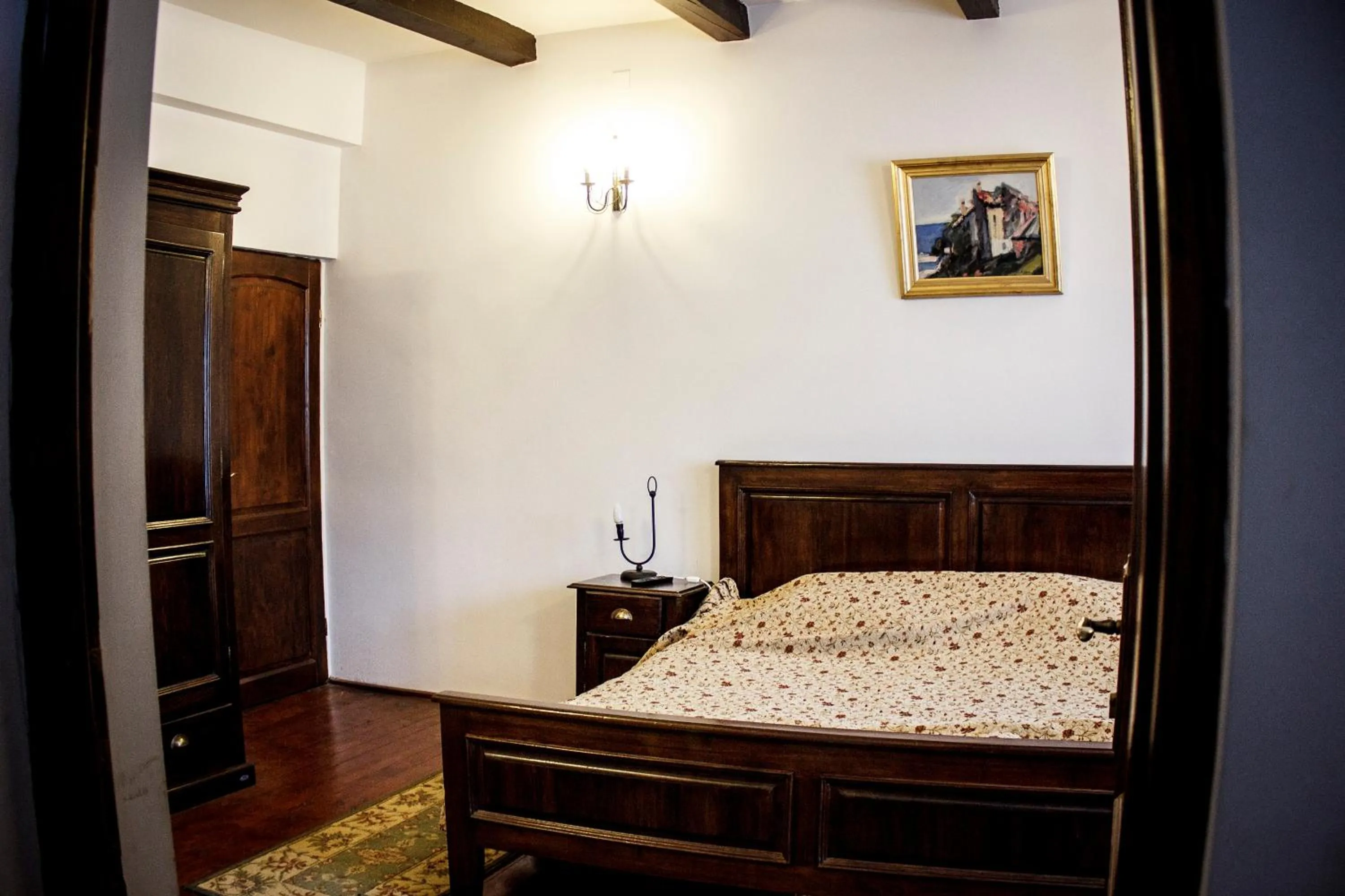 Bed in Pensiunea Rhein