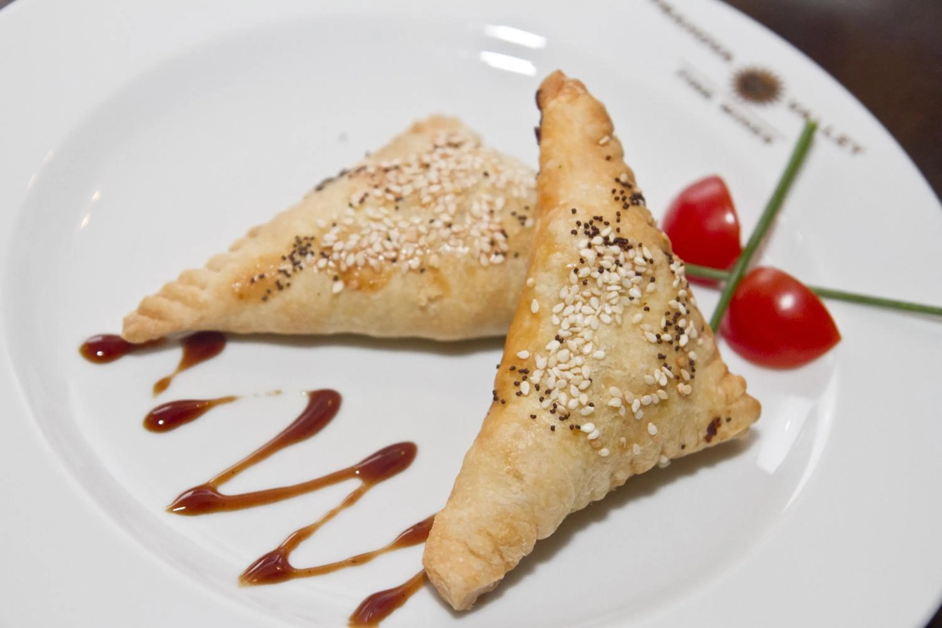 Restaurant/places to eat in Pensiunea Rhein