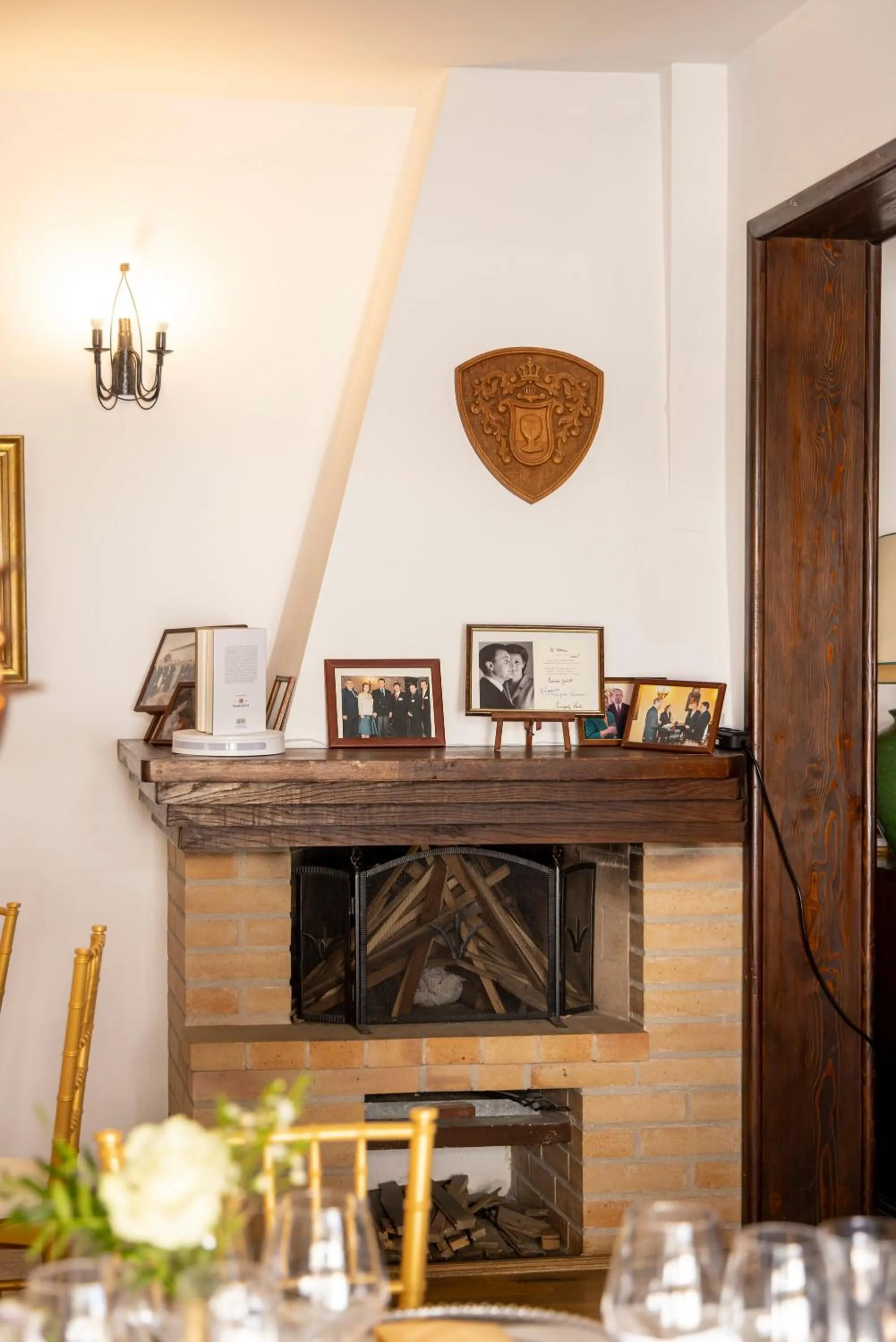 Restaurant/places to eat in Pensiunea Rhein