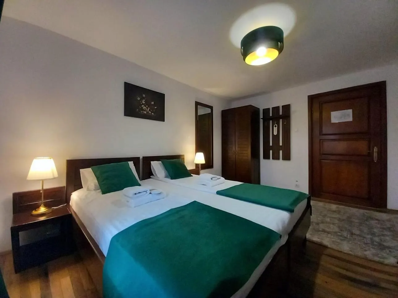 Bed in Pensiunea Rhein