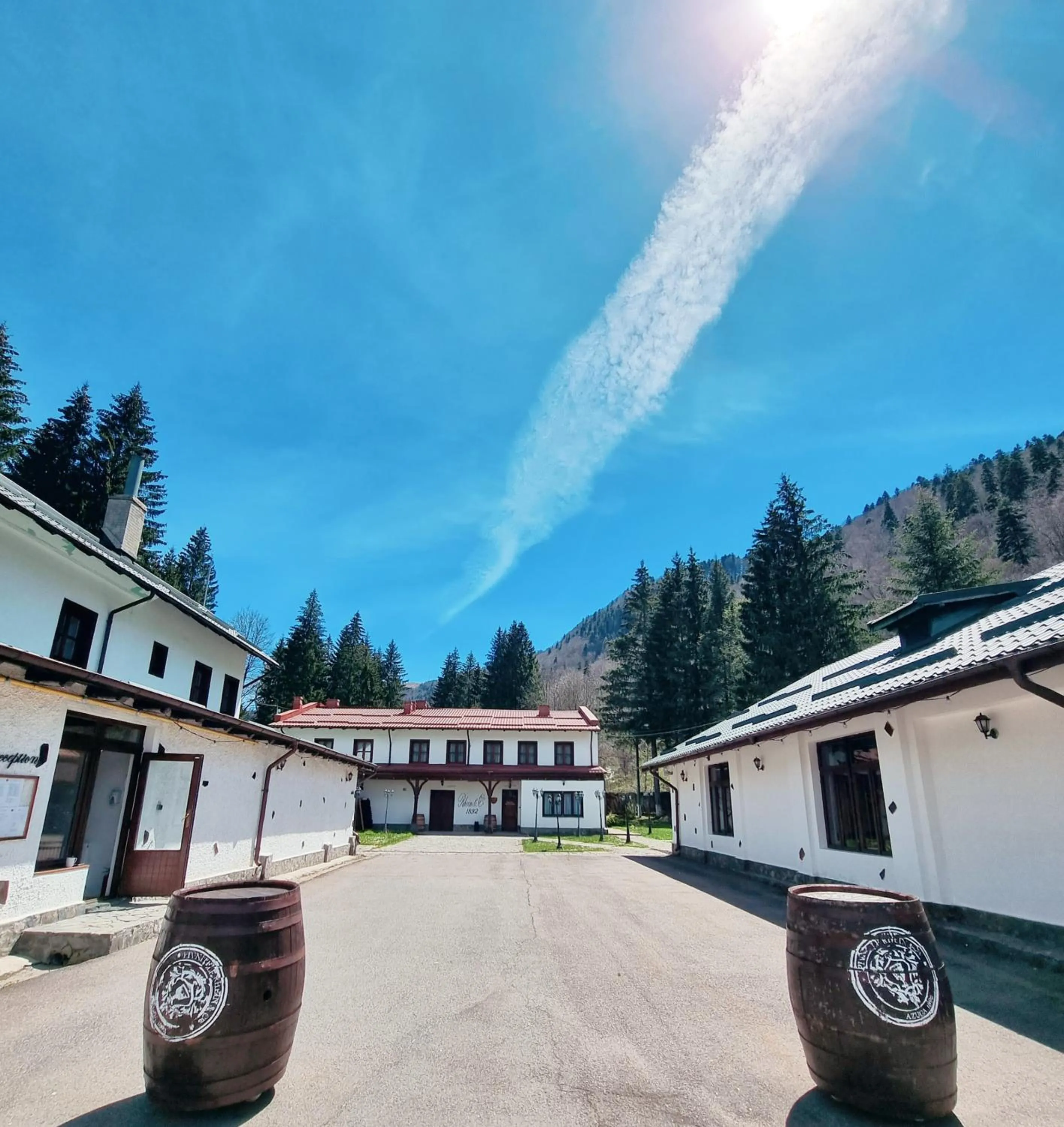 Property building in Pensiunea Rhein