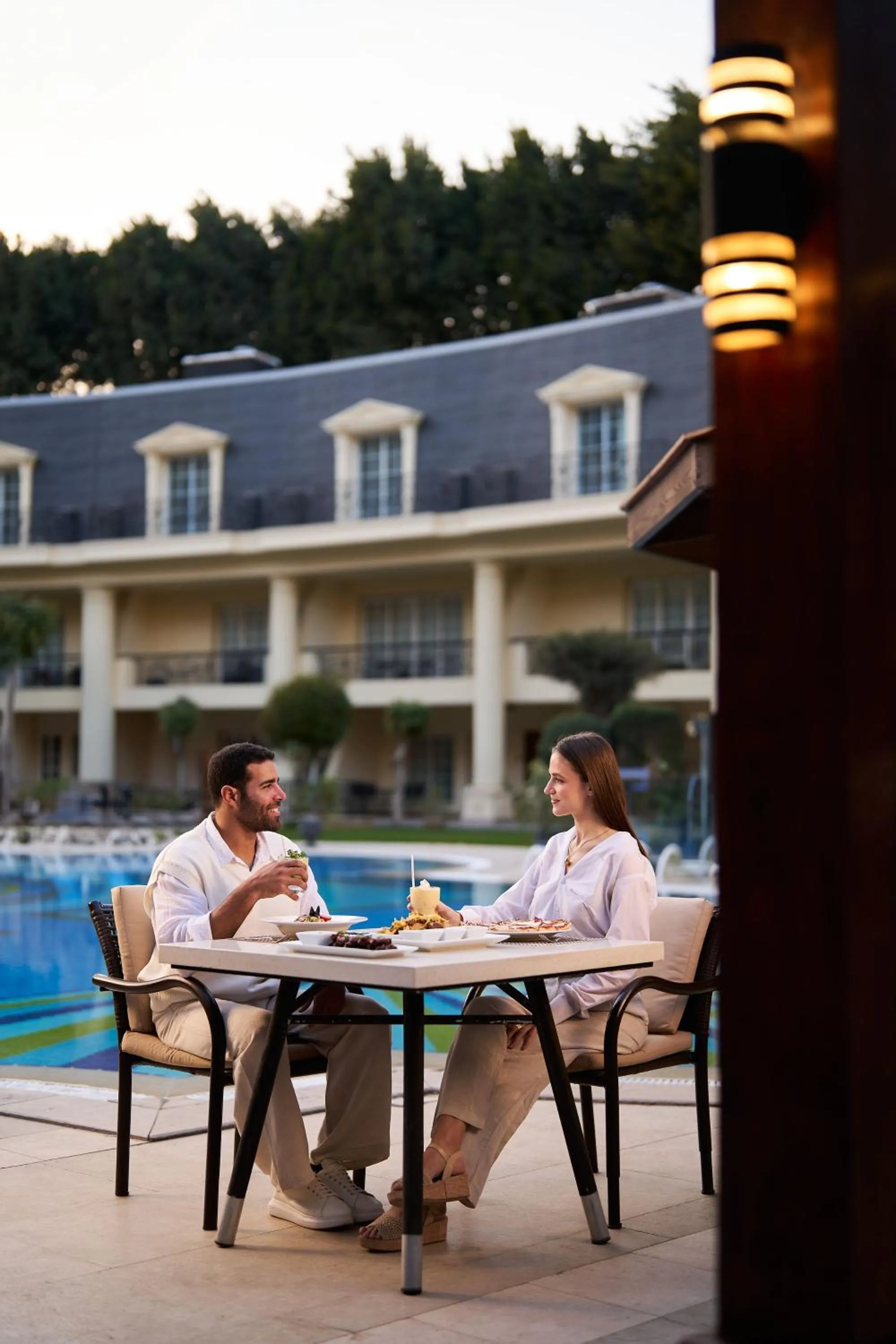 Restaurant/places to eat in Renaissance Cairo Mirage City Hotel