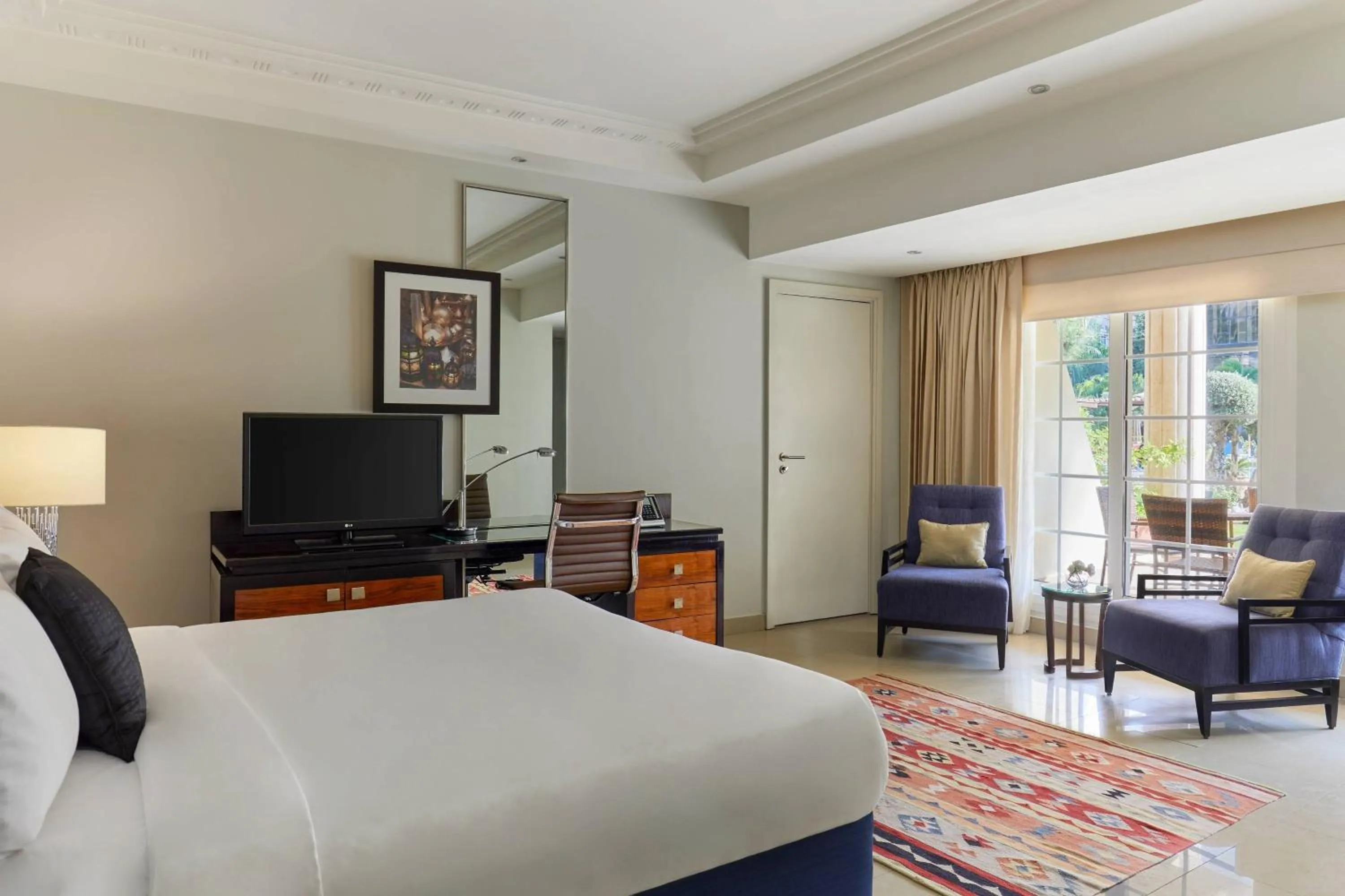 Photo of the whole room in Renaissance Cairo Mirage City Hotel