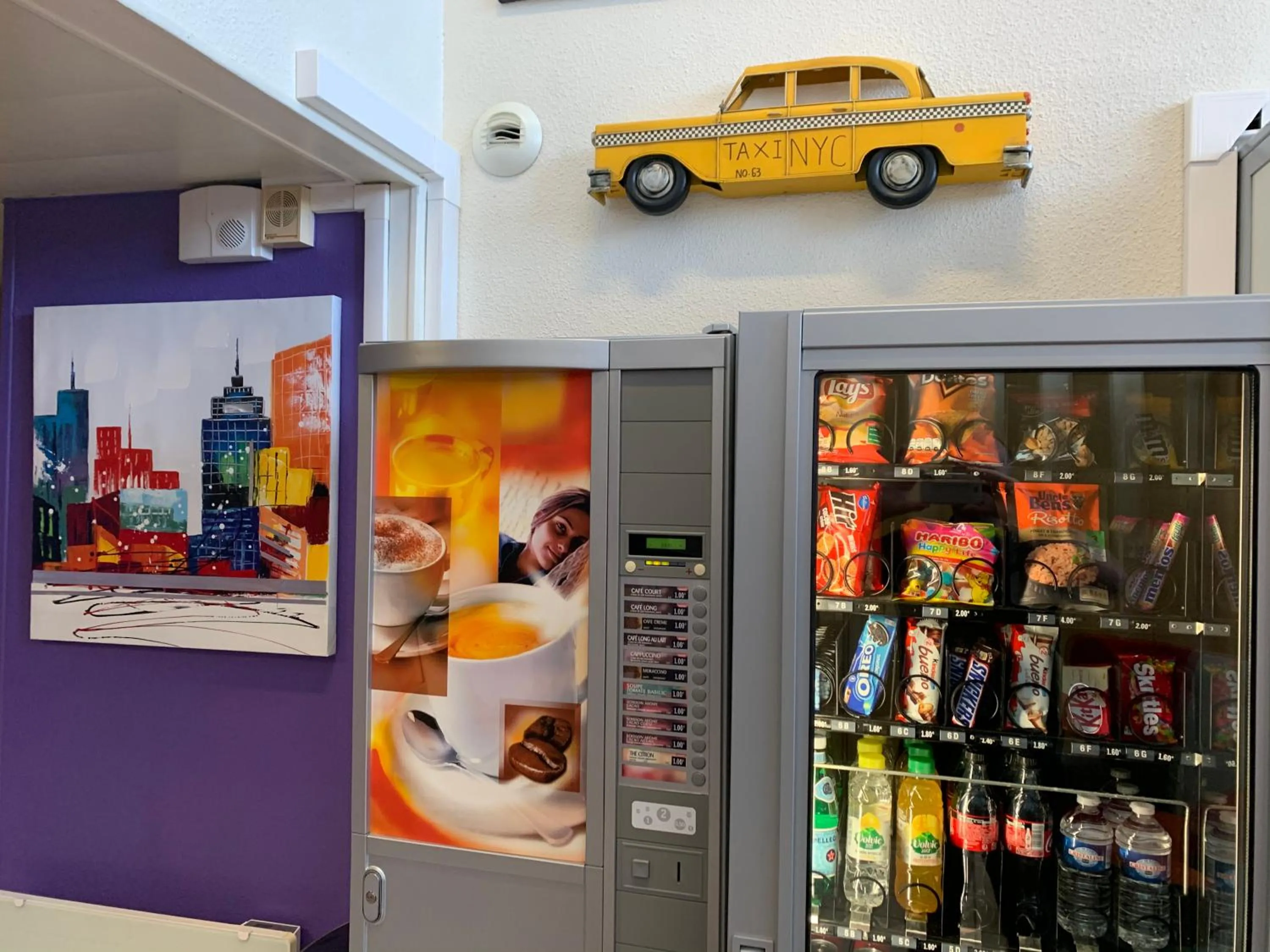 Non alcoholic drinks in Europe Hôtel