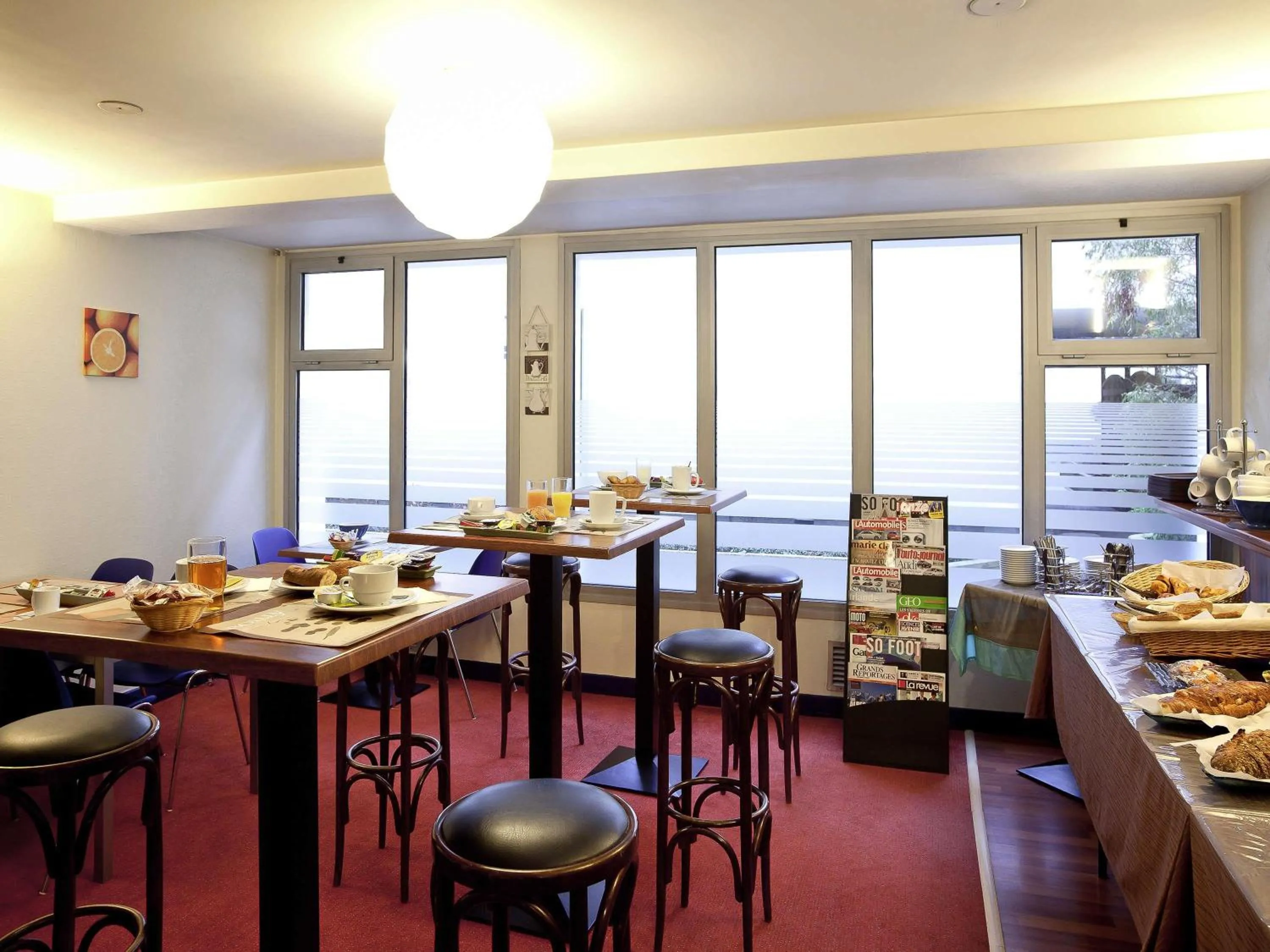 Breakfast in Aparthotel Adagio Access Lille Vauban