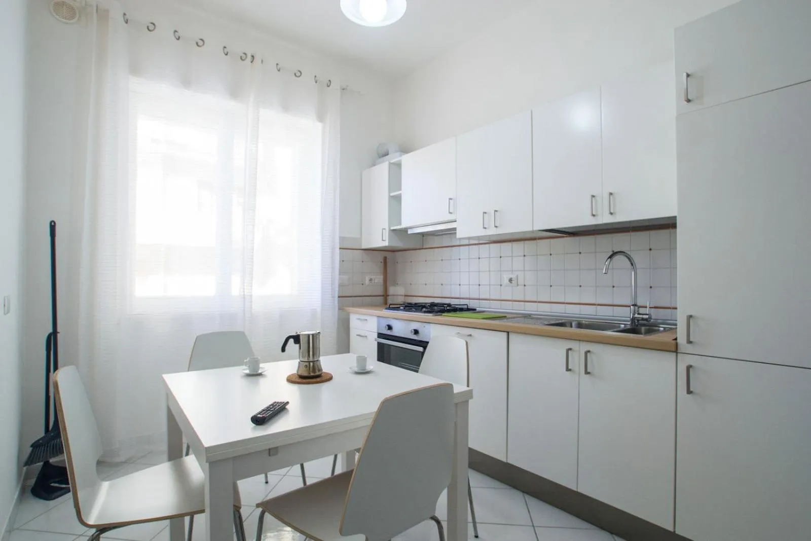 Kitchen or kitchenette in Casa Vacanze Maiori