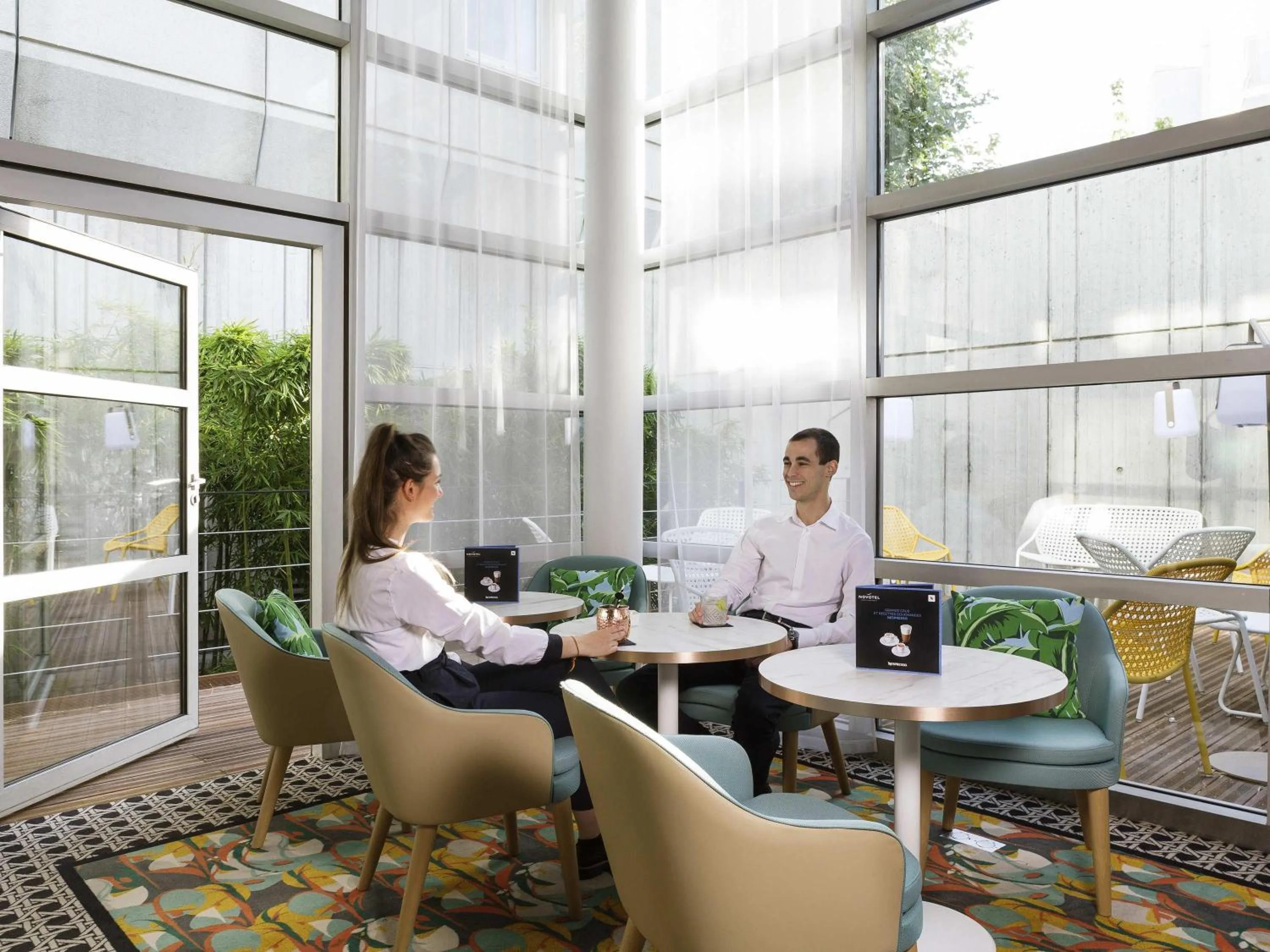 Restaurant/places to eat in Novotel Paris Charles de Gaulle Airport