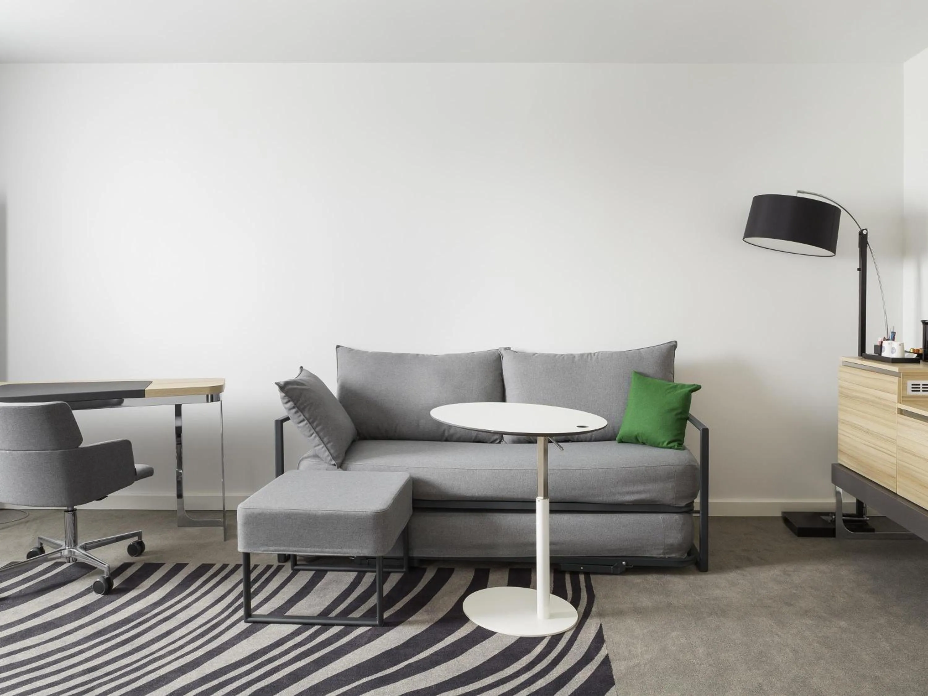 Bedroom in Novotel Paris Charles de Gaulle Airport