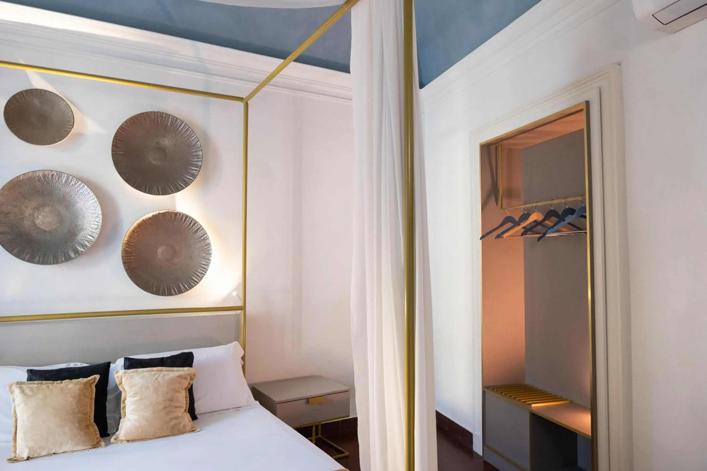 Deluxe Apartment in Scene Suites Apartments Deluxe Apartment in Scene Suites Apartments