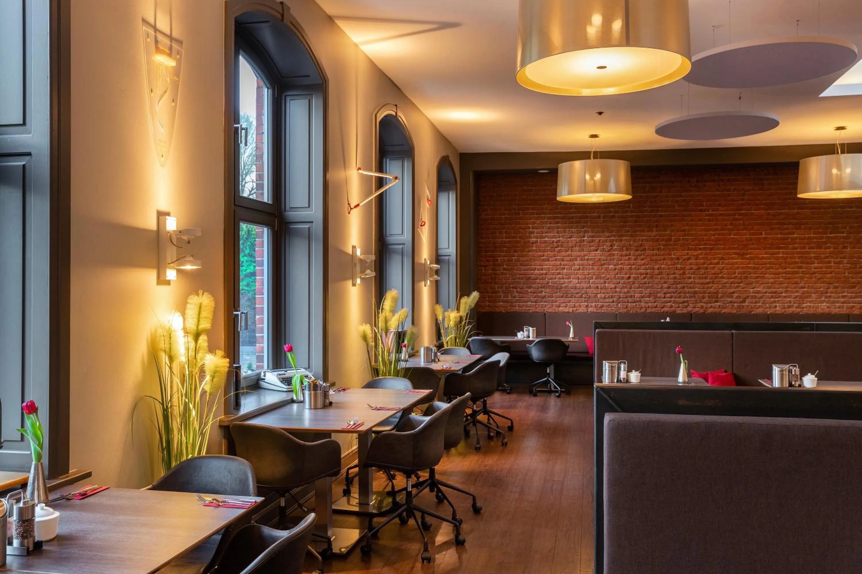 Restaurant/places to eat in Hotel Volksschule