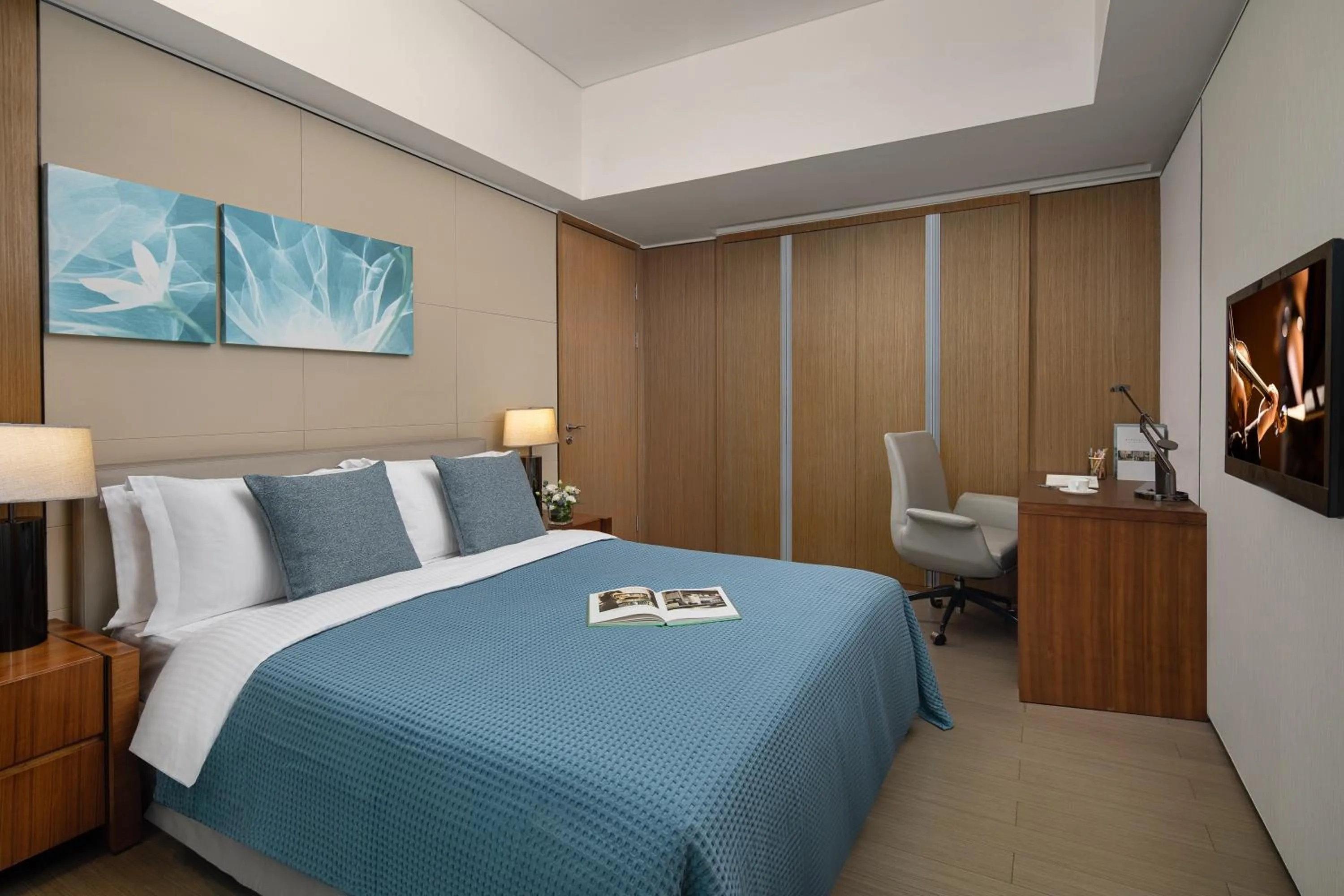 Bedroom, Bed in Ascott IFC Guangzhou - Free Shuttle Bus For Canton Fair
