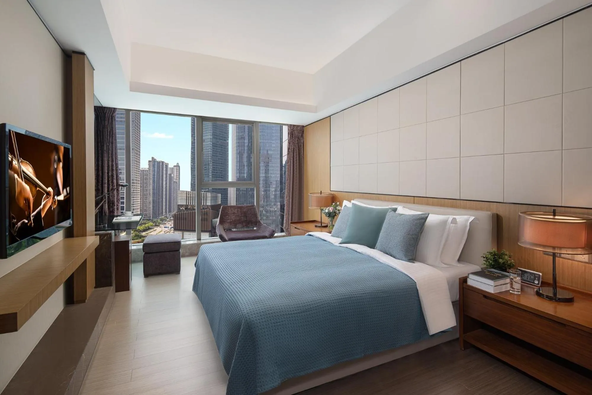 Bedroom, Bed in Ascott IFC Guangzhou - Free Shuttle Bus For Canton Fair