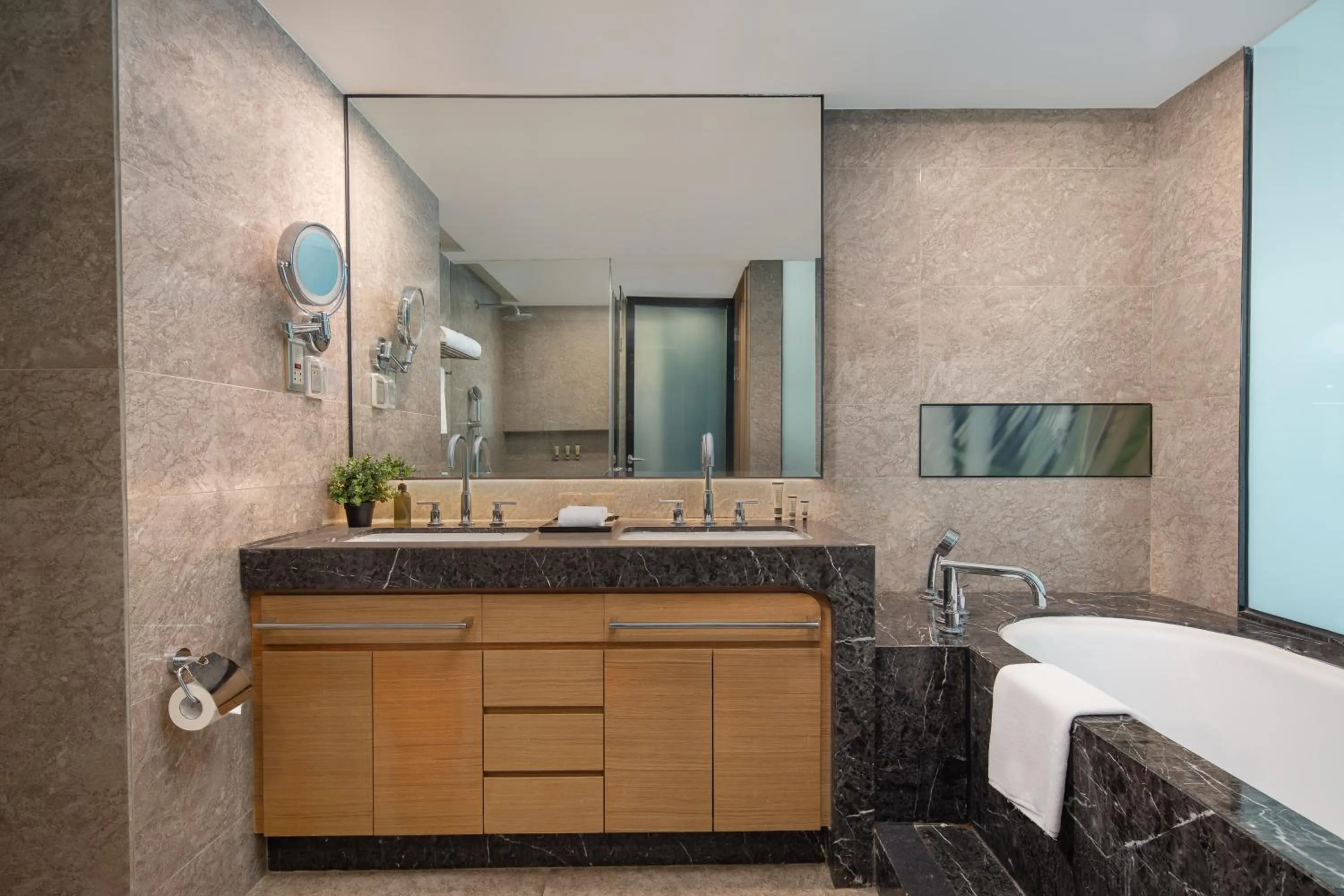 Bathroom in Ascott IFC Guangzhou - Free Shuttle Bus For Canton Fair