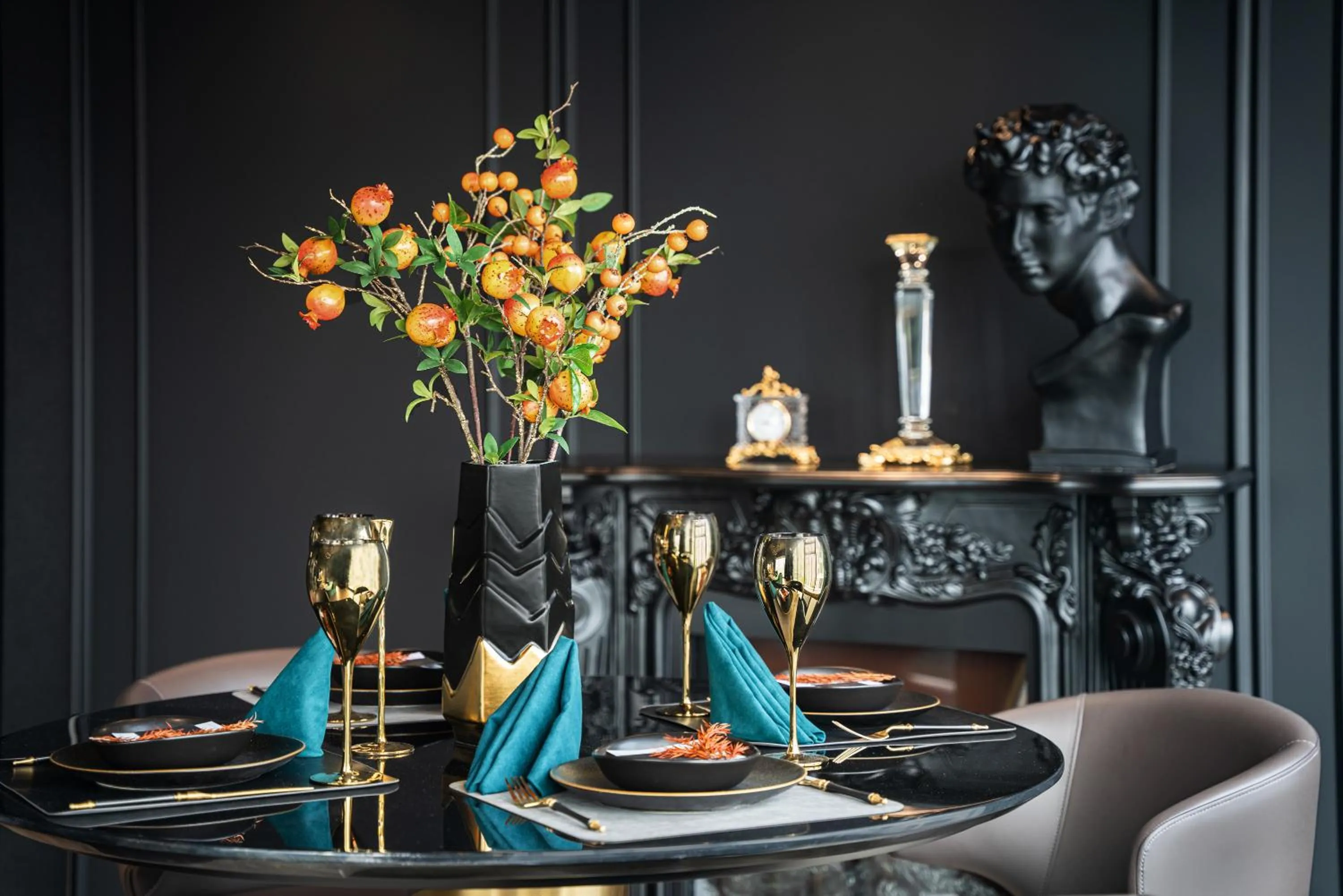 Dining area in Ascott IFC Guangzhou - Free Shuttle Bus For Canton Fair