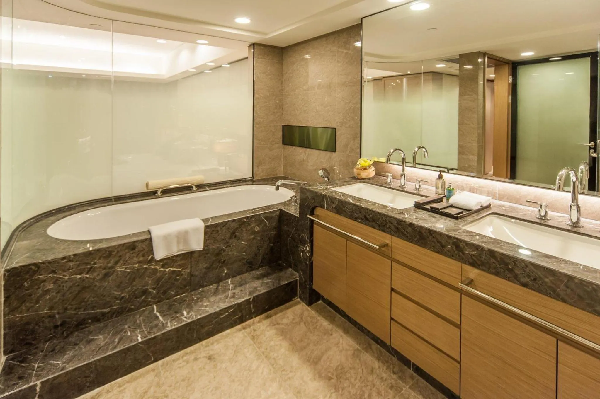 Bathroom in Ascott IFC Guangzhou - Free Shuttle Bus For Canton Fair