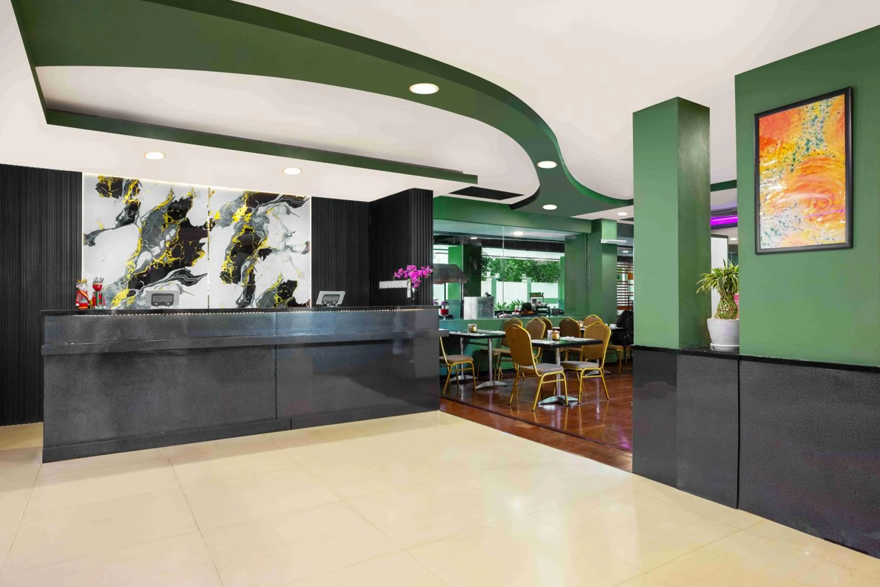Restaurant/places to eat in favehotel Kelapa Gading