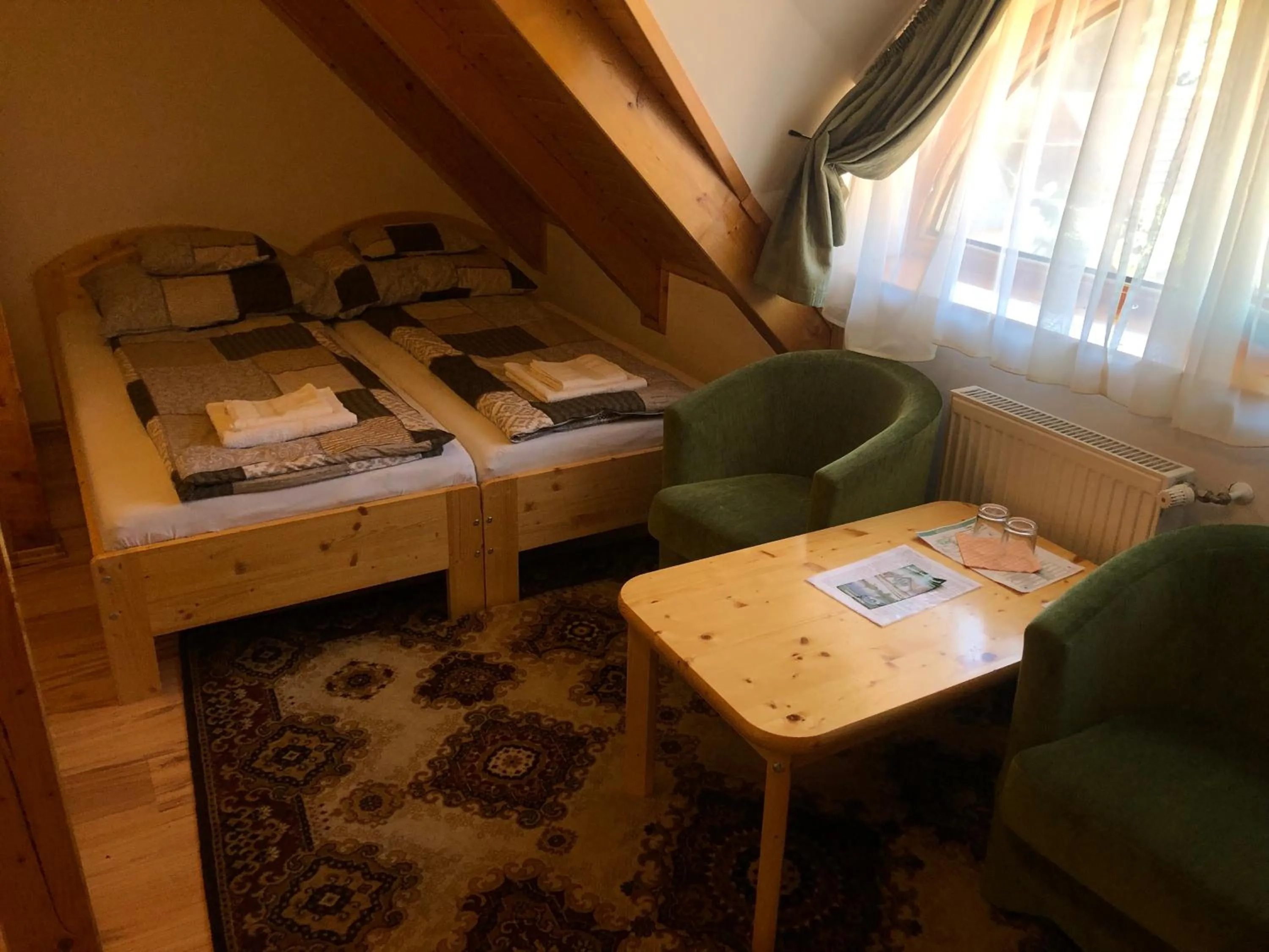 Bed in Antal-tavi Fogadó és Horgászparadicsom