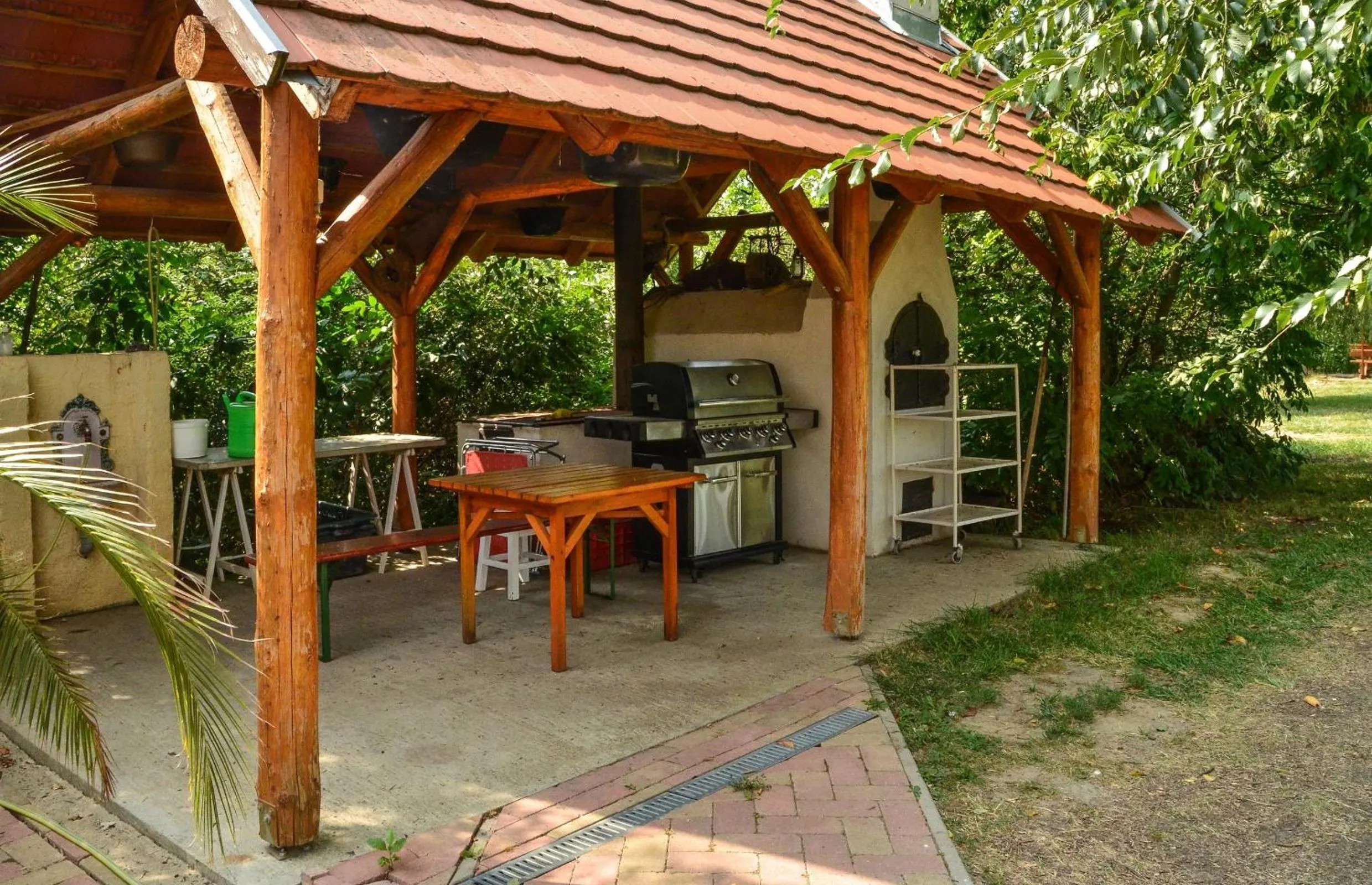 Antal-tavi Fogadó és Horgászparadicsom