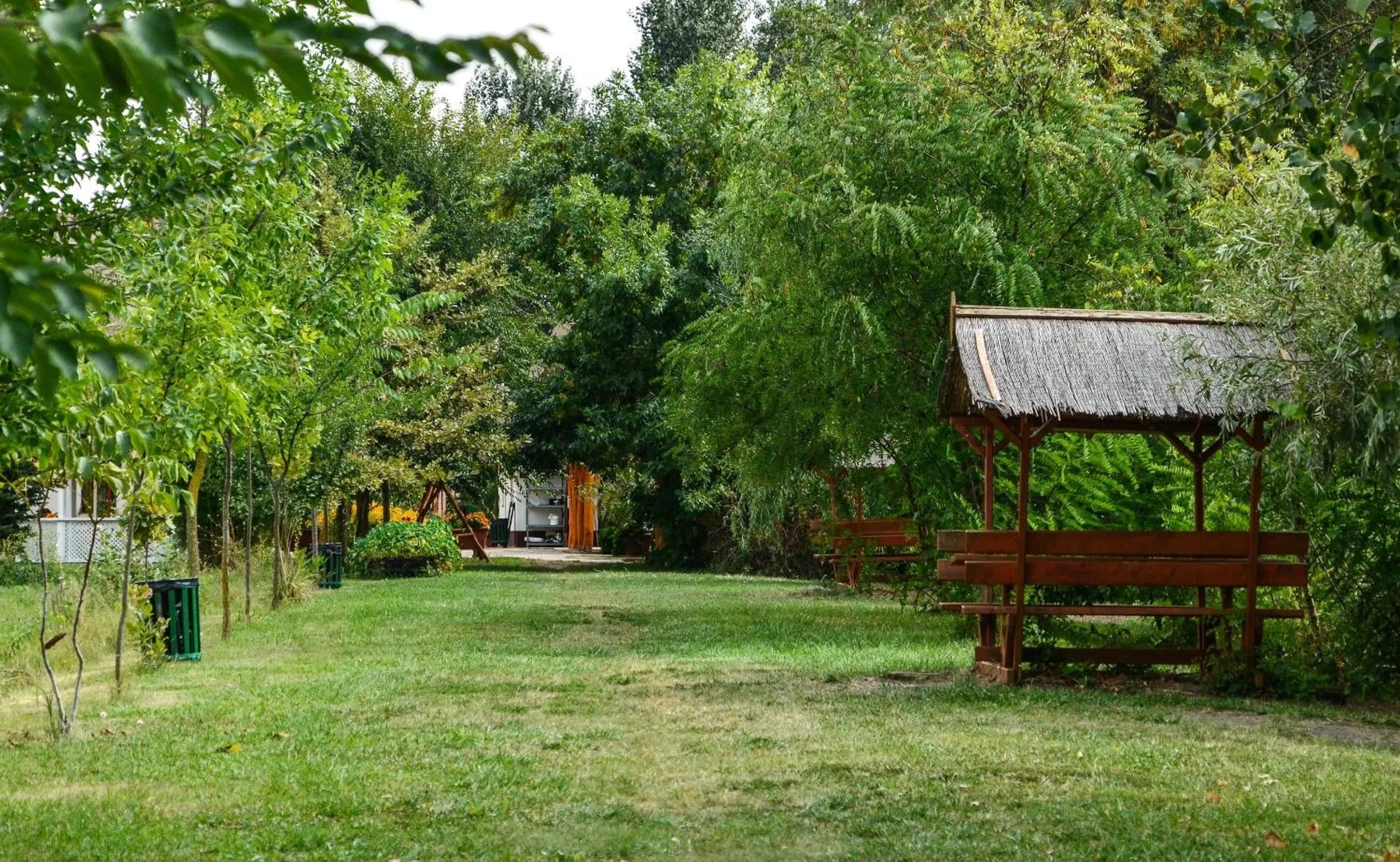 Antal-tavi Fogadó és Horgászparadicsom