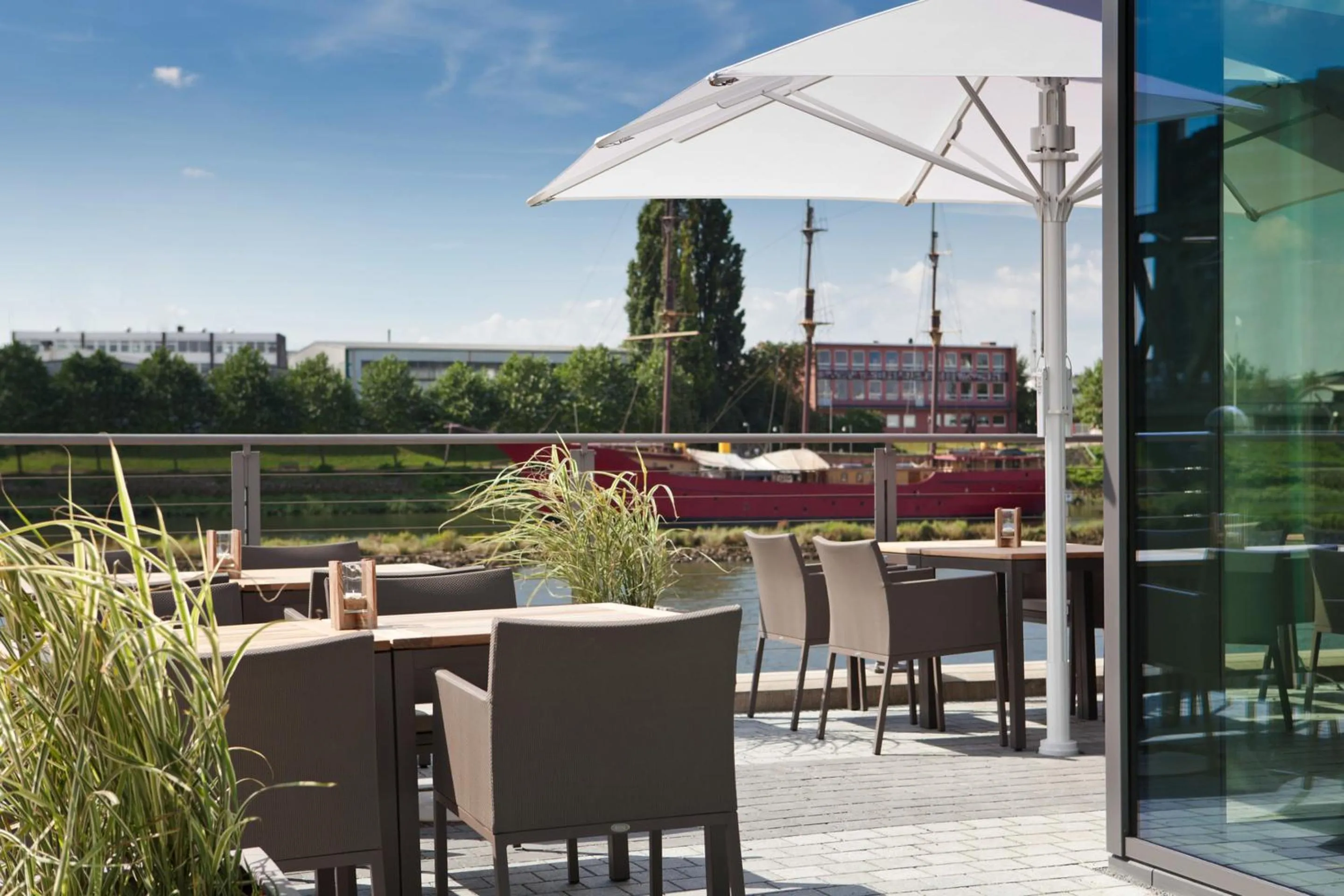 Restaurant/places to eat in Steigenberger Hotel Bremen