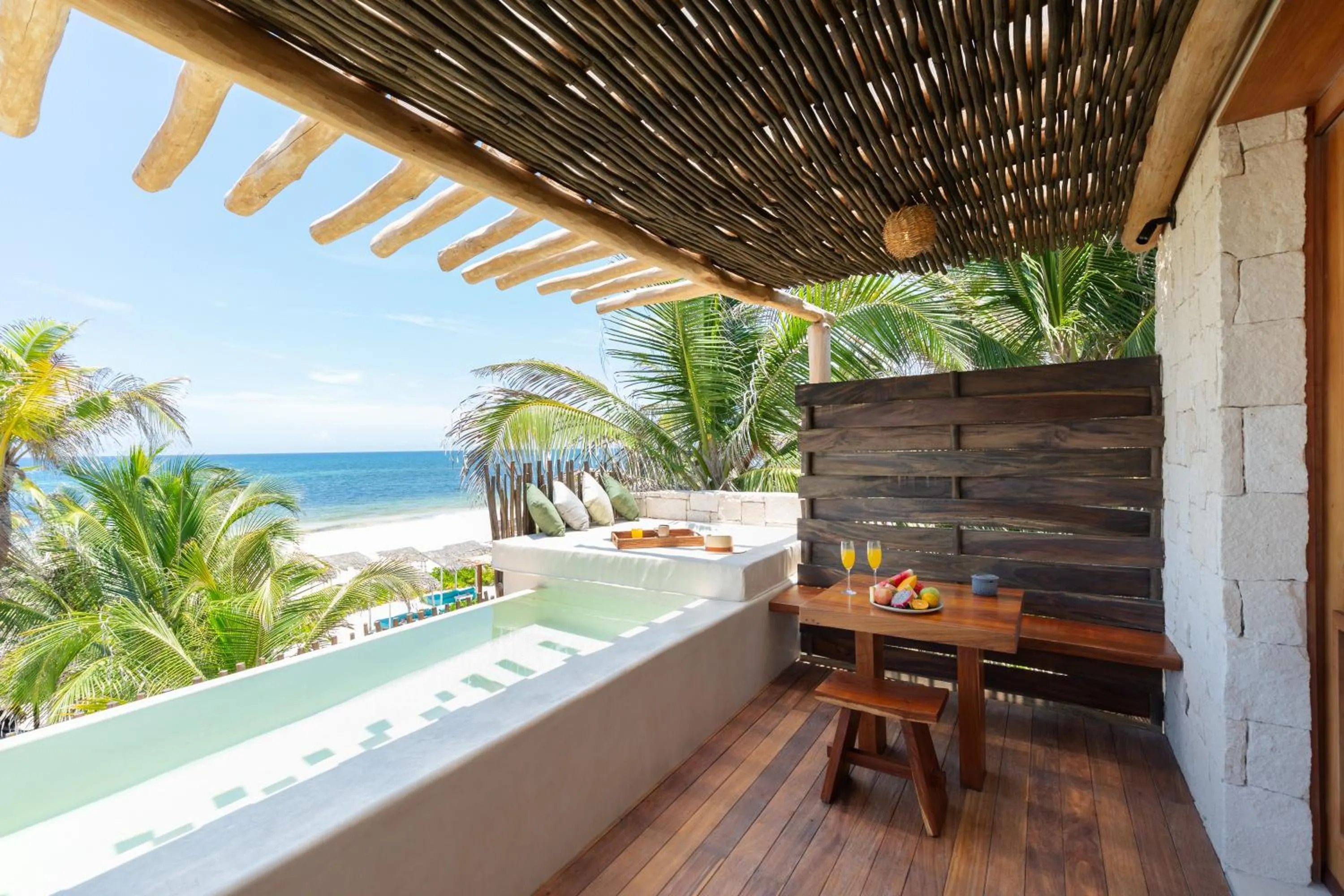 Swimming pool in Hotel Ma'xanab Tulum