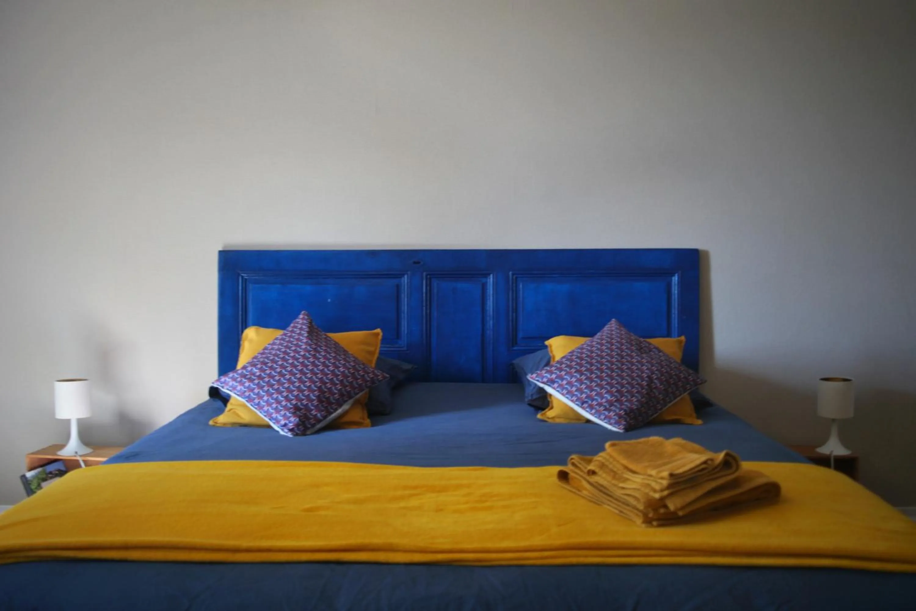 Bed in Le Clos Ayanna