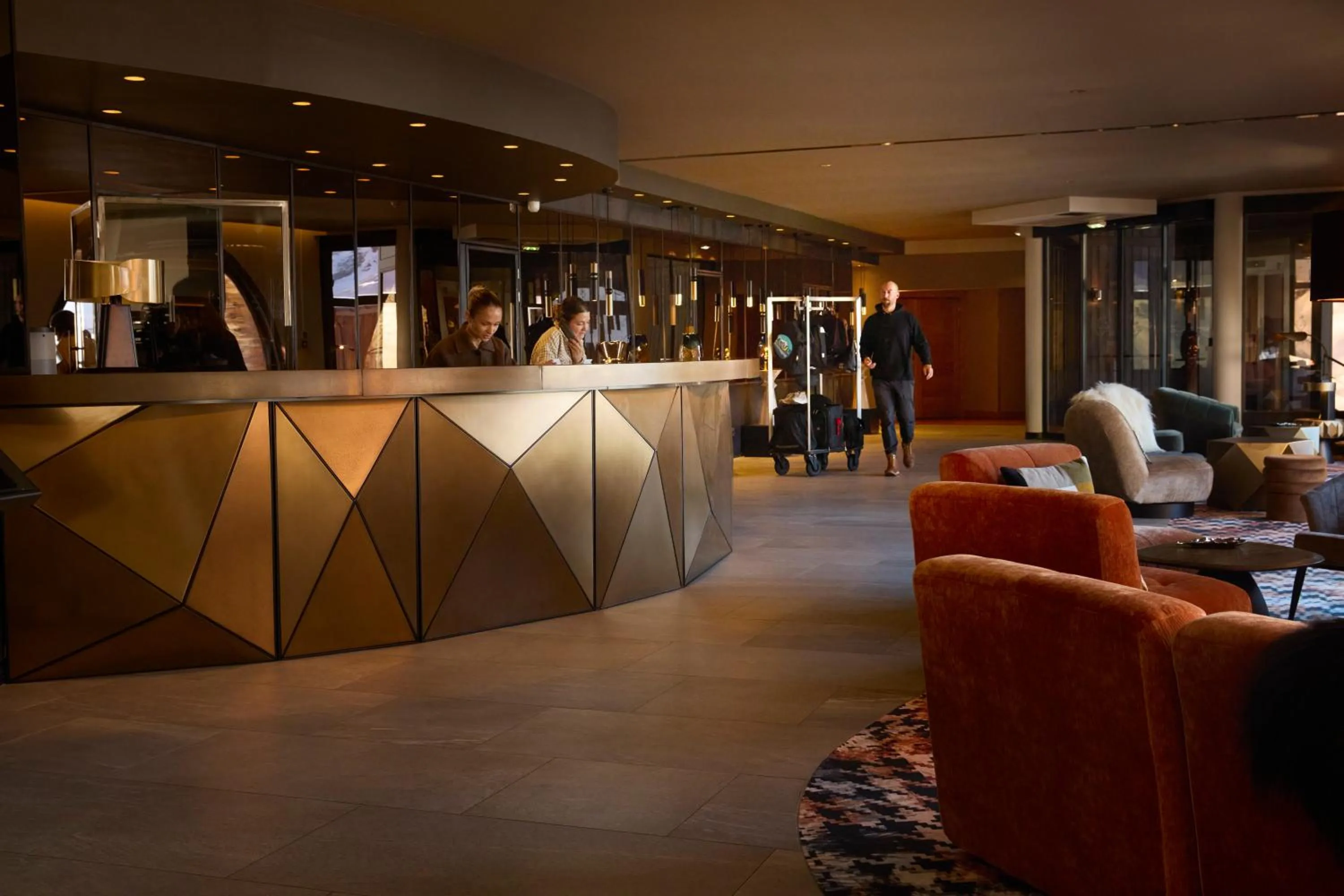 Lobby or reception in Hôtel Koh-I Nor by Les Etincelles