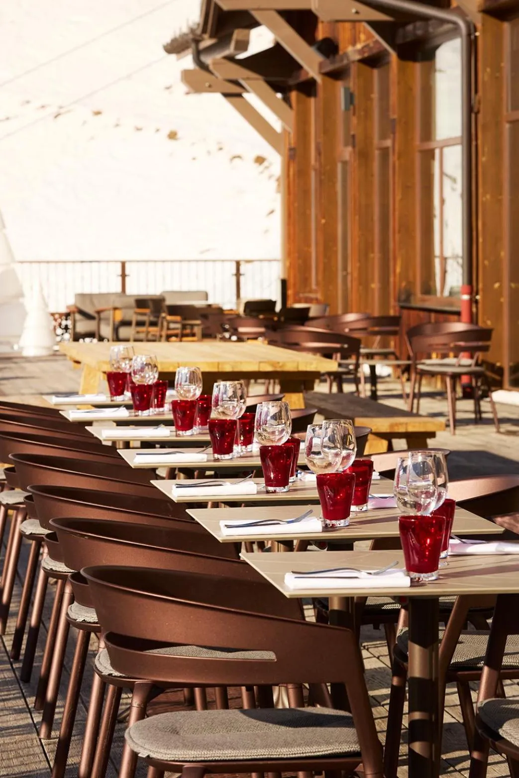 Restaurant/places to eat in Hôtel Koh-I Nor by Les Etincelles