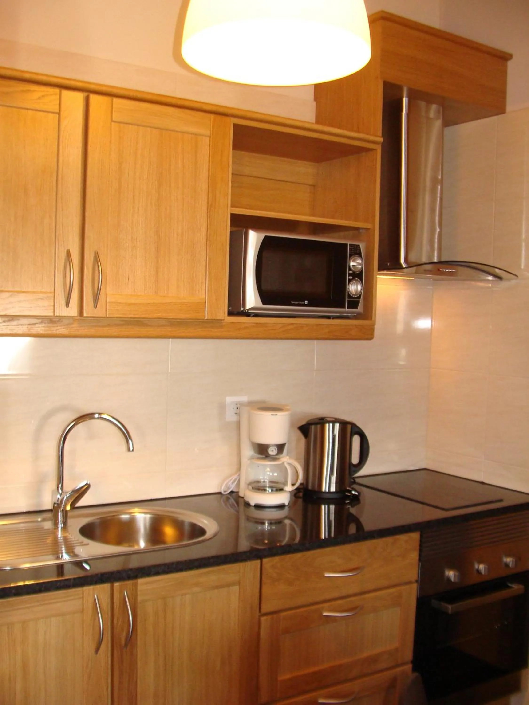 Coffee/tea facilities in Apartamentos Kósmos