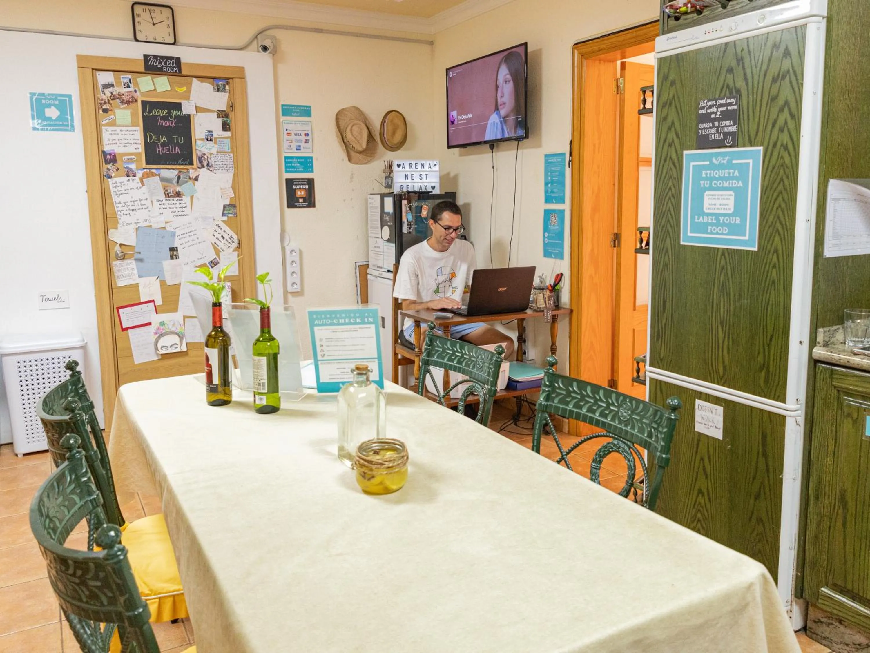 Kitchen or kitchenette in Arena Nest Hostel