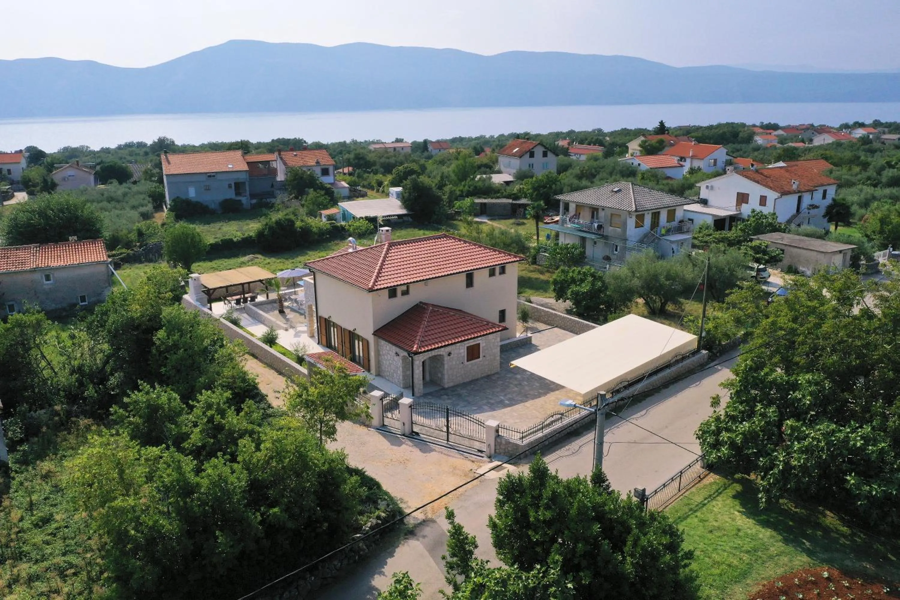Property building in Villa Muskatel KRK -with heated covered pool