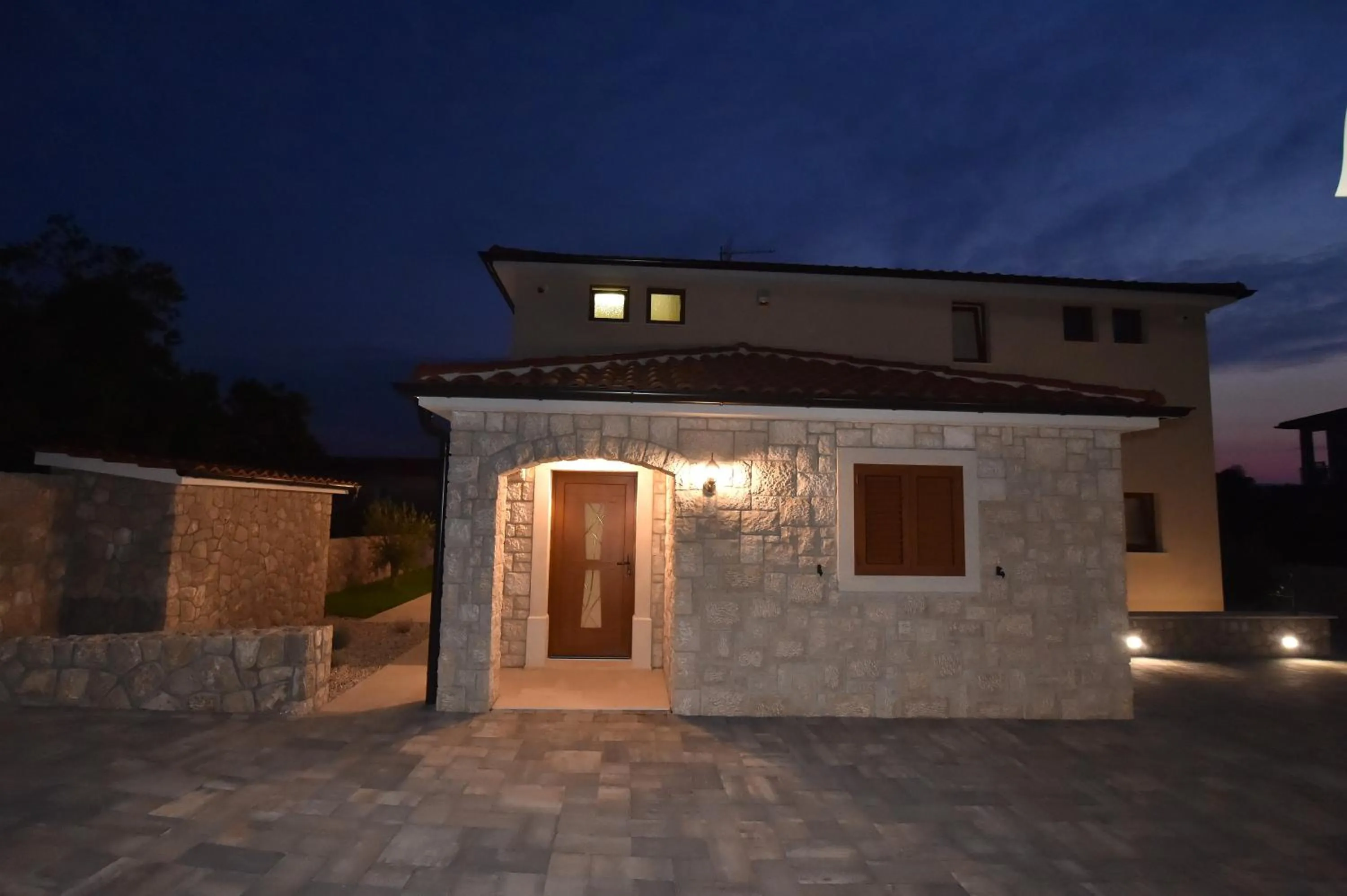 Property building in Villa Muskatel KRK -with heated covered pool