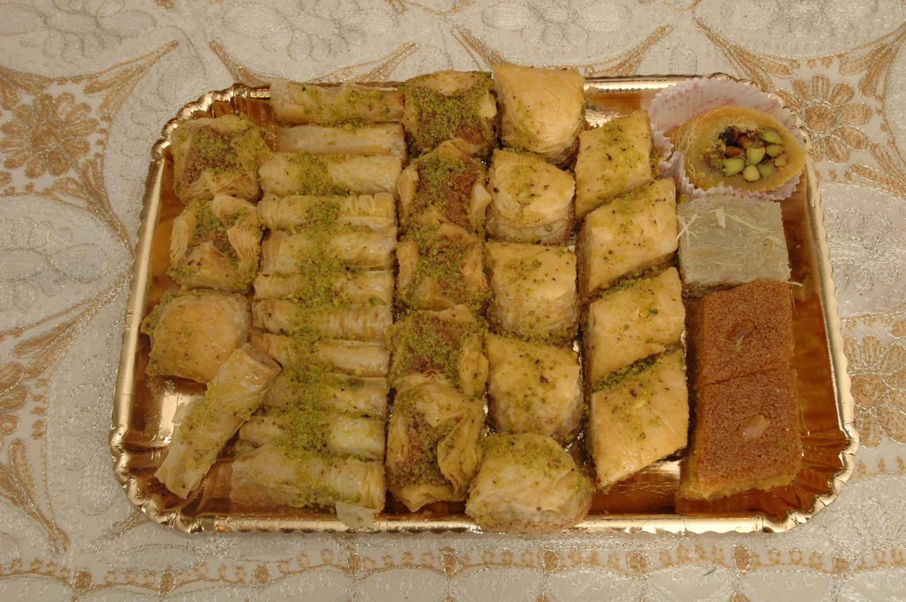 Restaurant/places to eat in Hôtel Restaurant Maison Blanche