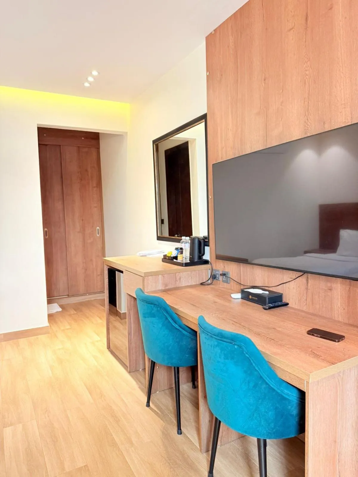 TV and multimedia in Hamsun Shahrah-e-Faisal