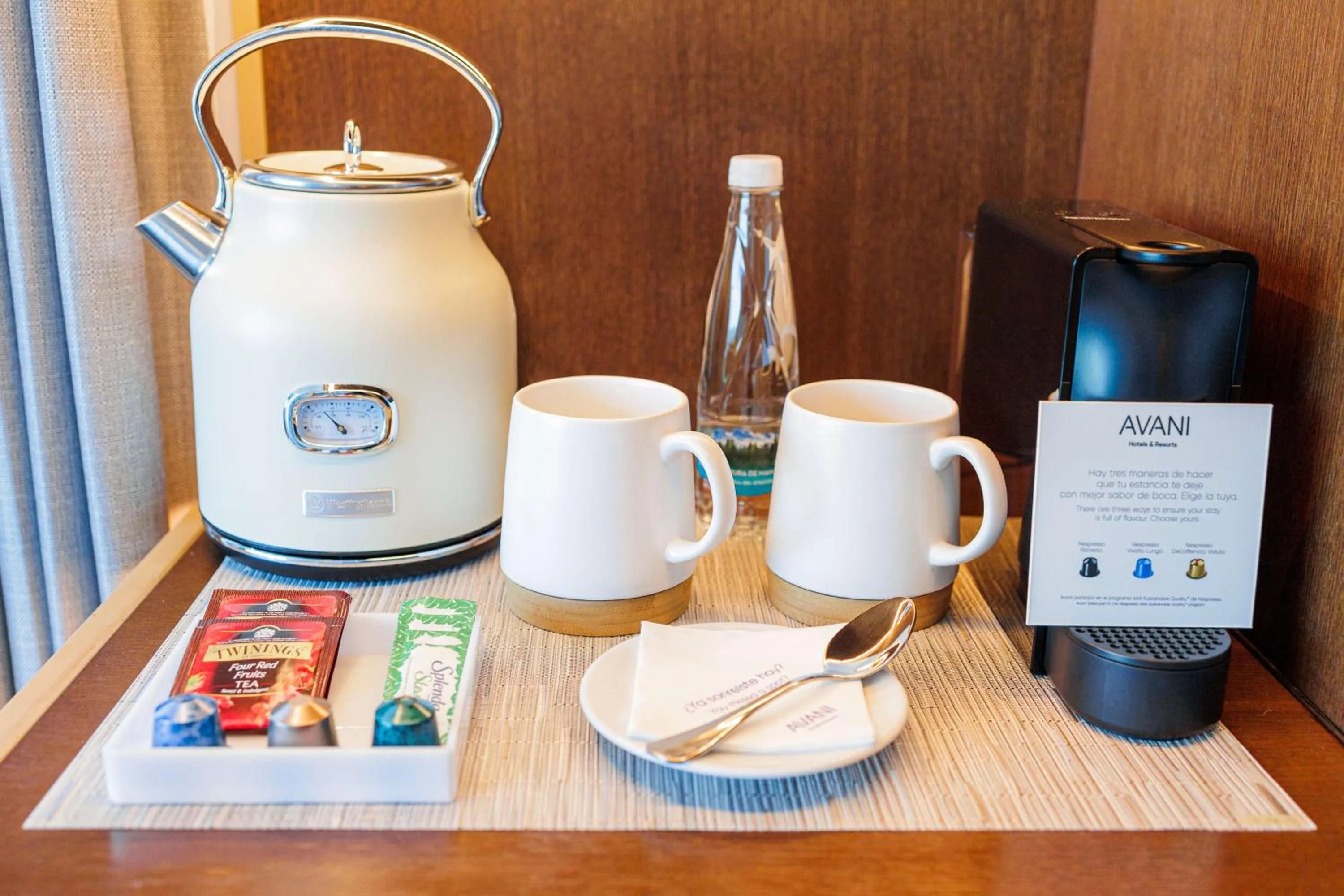 Coffee/tea facilities in Avani Cancun Airport