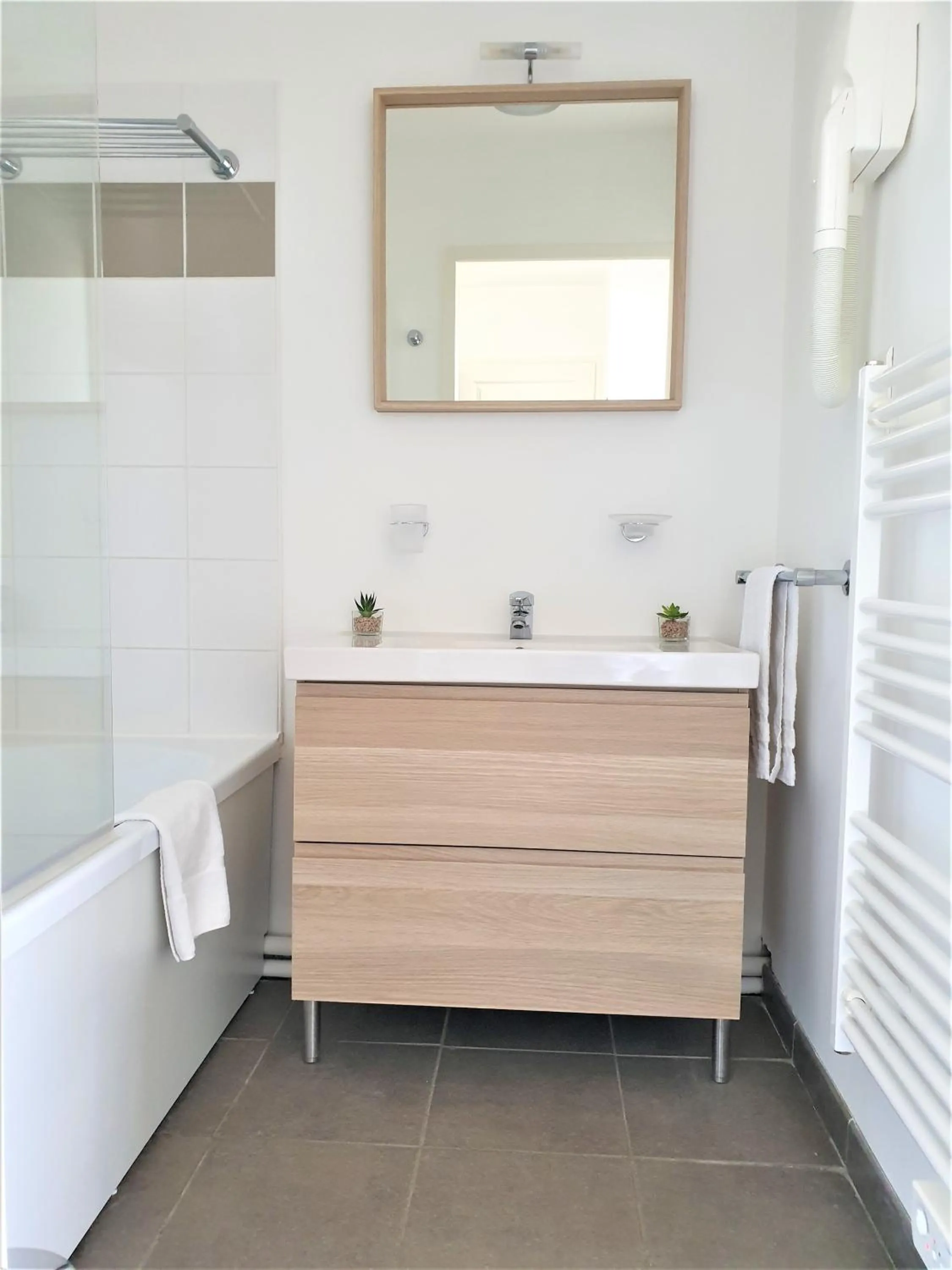 Bathroom in Les Cottages Du Lac